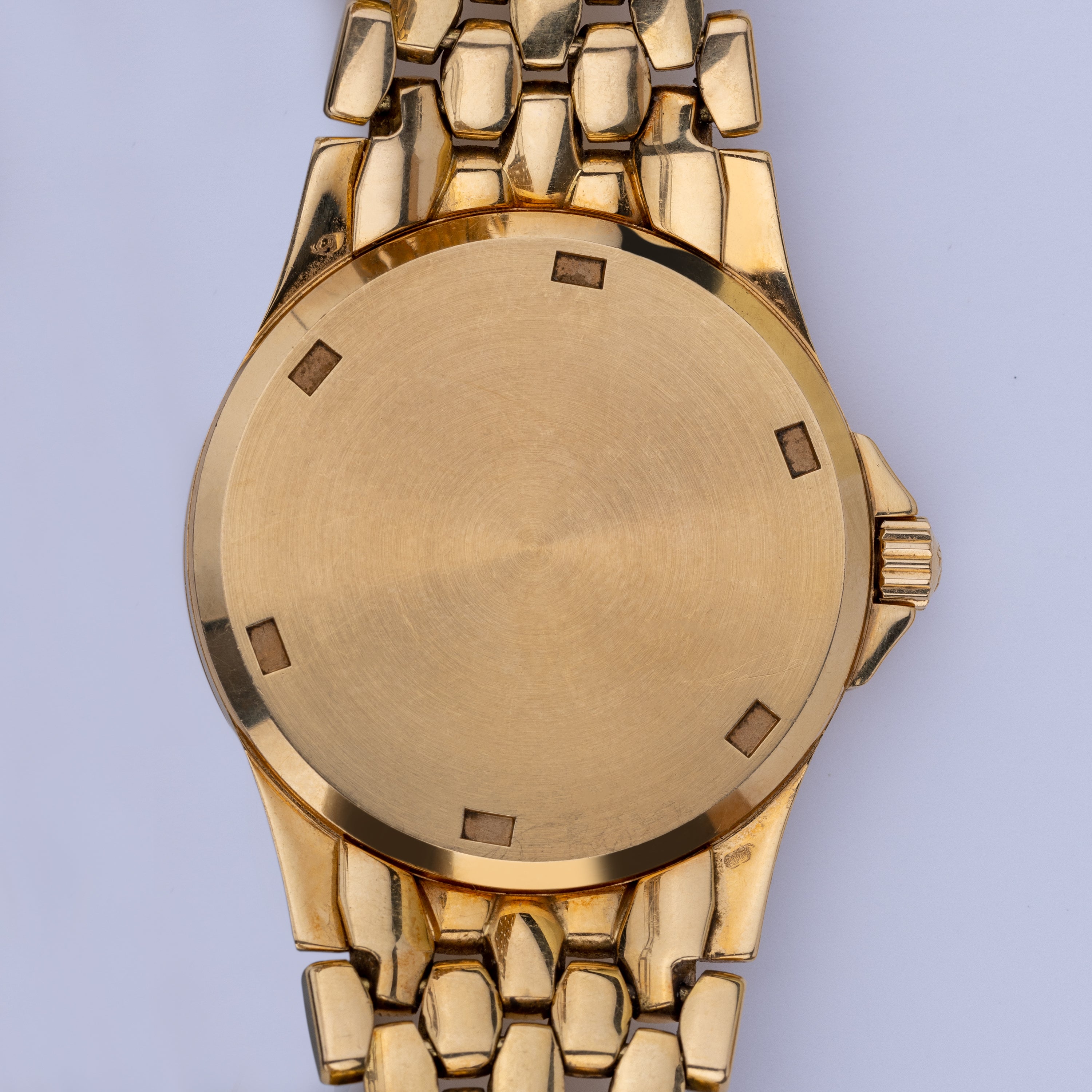 Patek Philippe Neptune | REF. 5081/1 | Sunburst Silvered Dial | 18k Yellow Gold | 1996 | Extract from the Archives