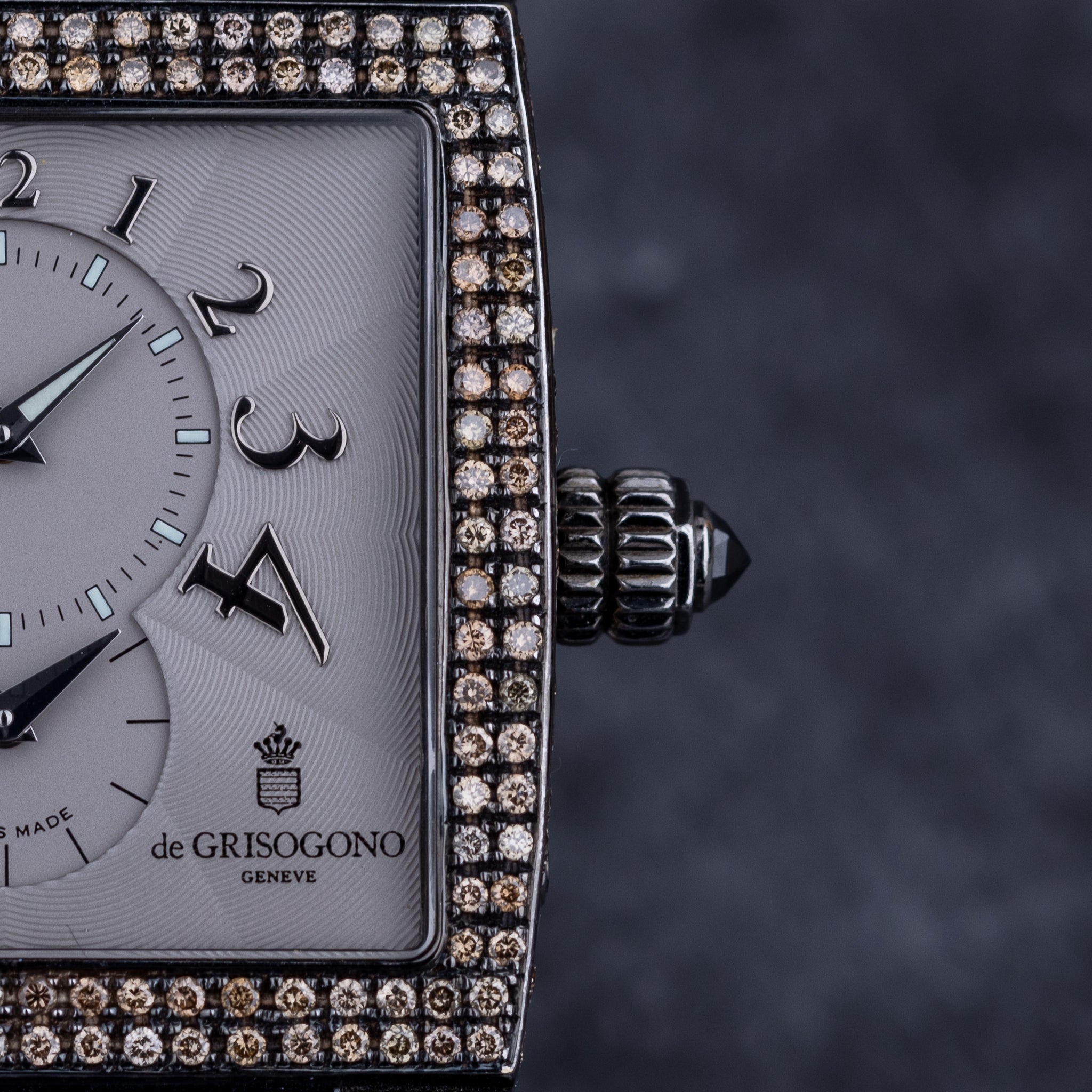 De Grisogono Instrumento N°UNO | REF. UNO/DF | Pave Diamond | Grey-Lilac Dial | Stainless Steel