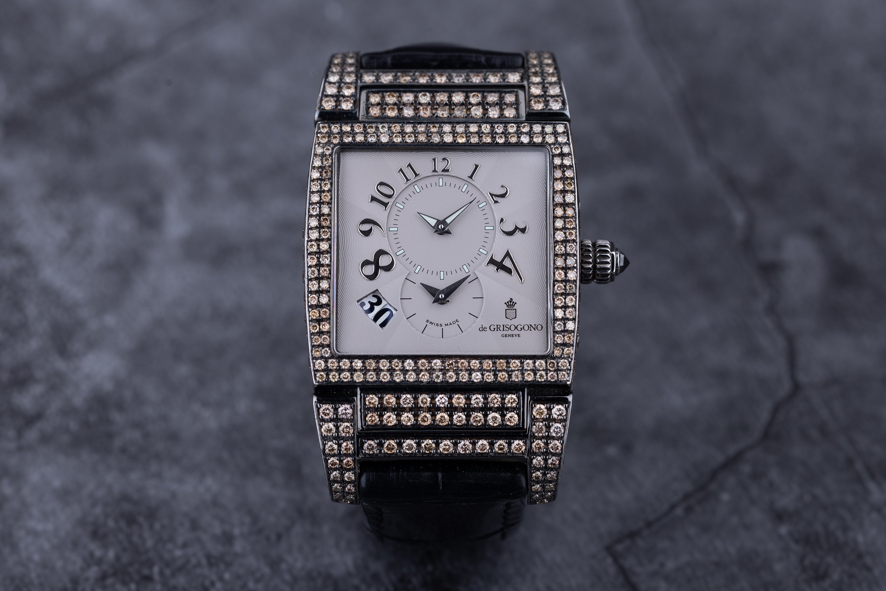 De Grisogono Instrumento N°UNO | REF. UNO/DF | Pave Diamond | Grey-Lilac Dial | Stainless Steel