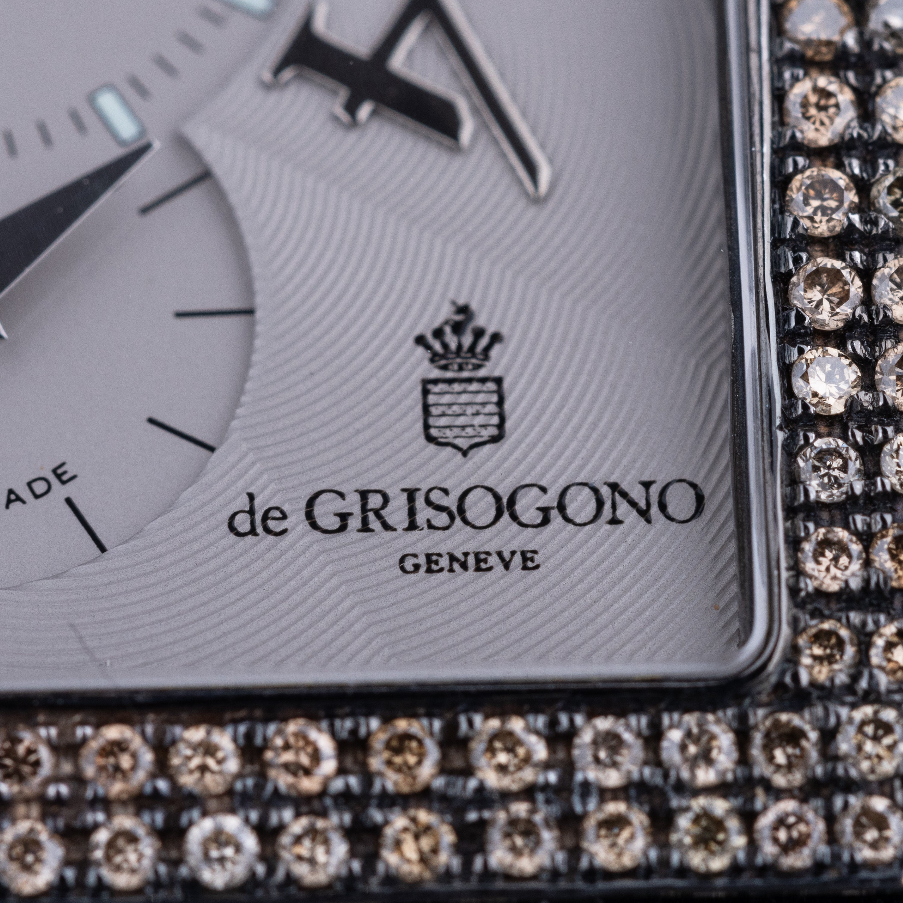 De Grisogono Instrumento N°UNO | REF. UNO/DF | Pave Diamond | Grey-Lilac Dial | Stainless Steel