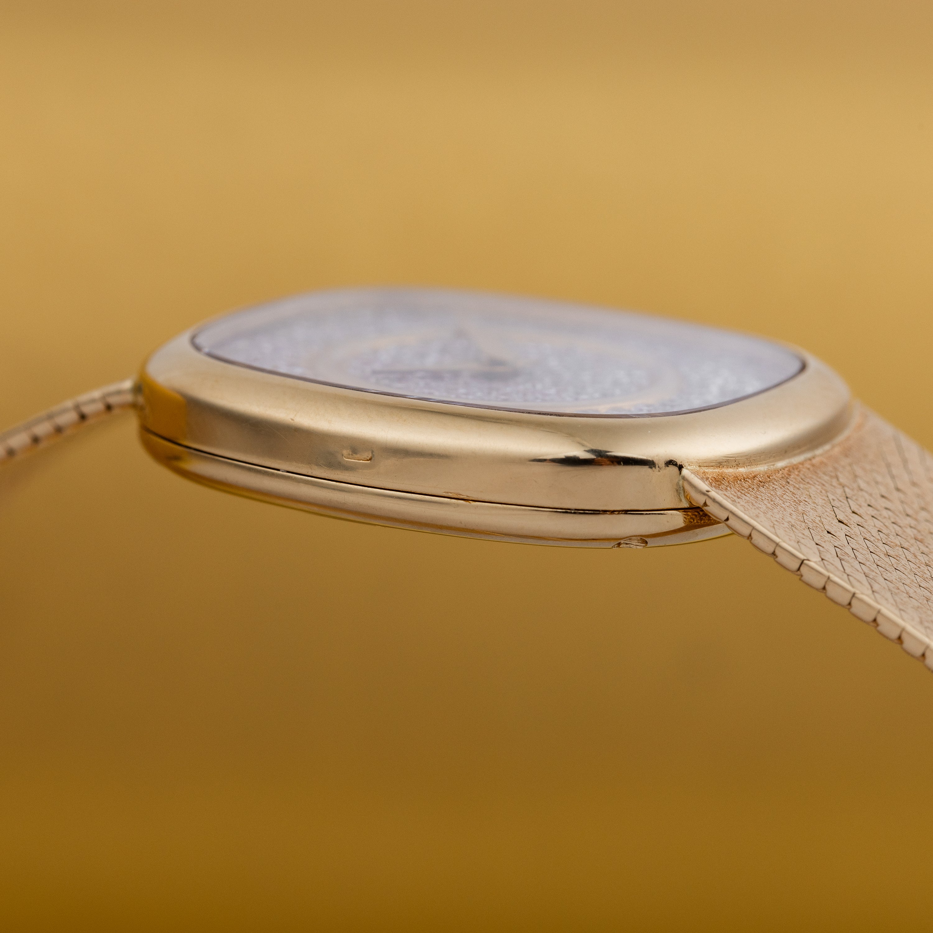 Chopard | REF. 5113 1 | Pave Diamond Dial | 18k Yellow Gold | Circa 1980s