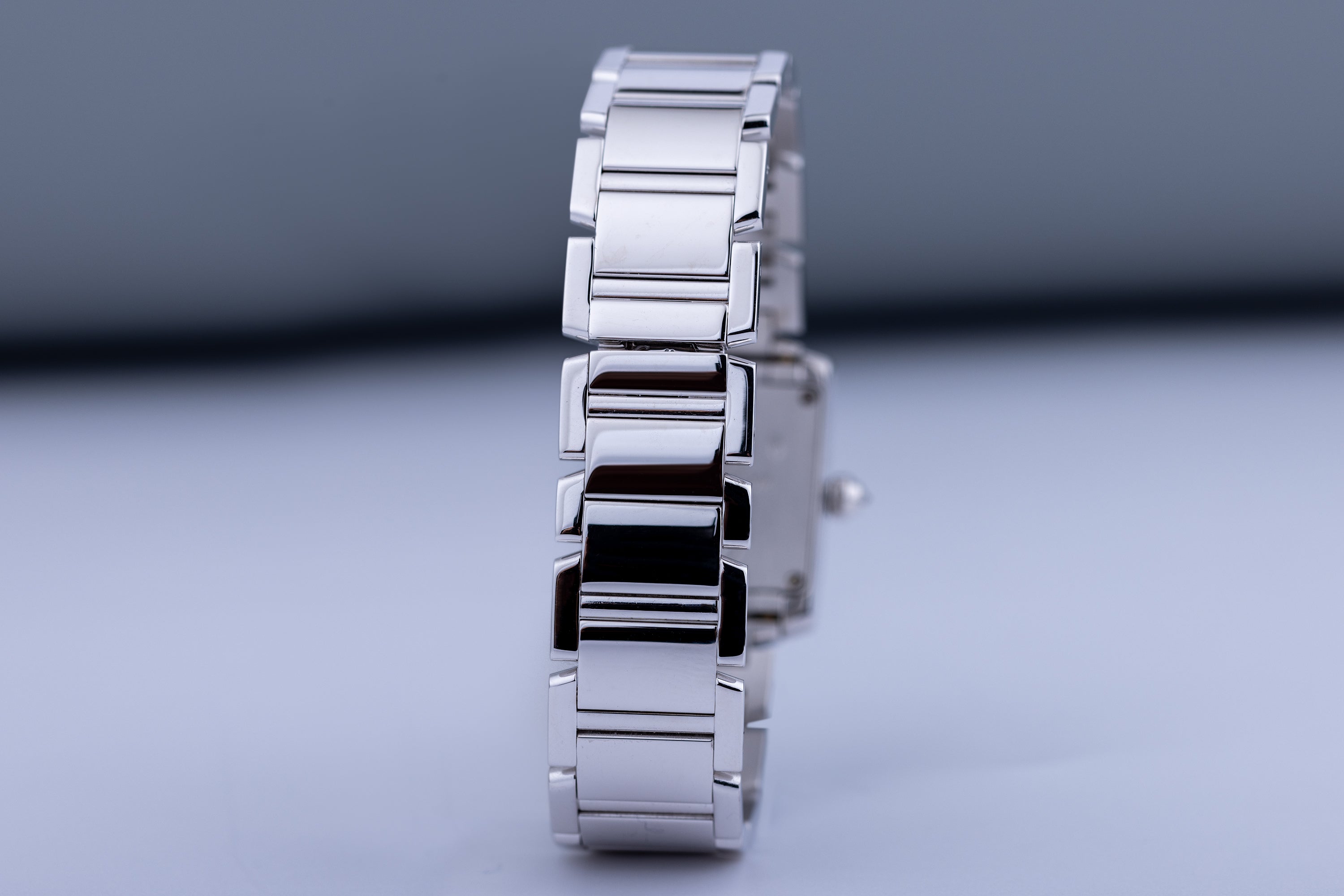 Cartier Tank Francaise | REF. 2365 | 18k White Gold | Diamond Bezel | 20mm