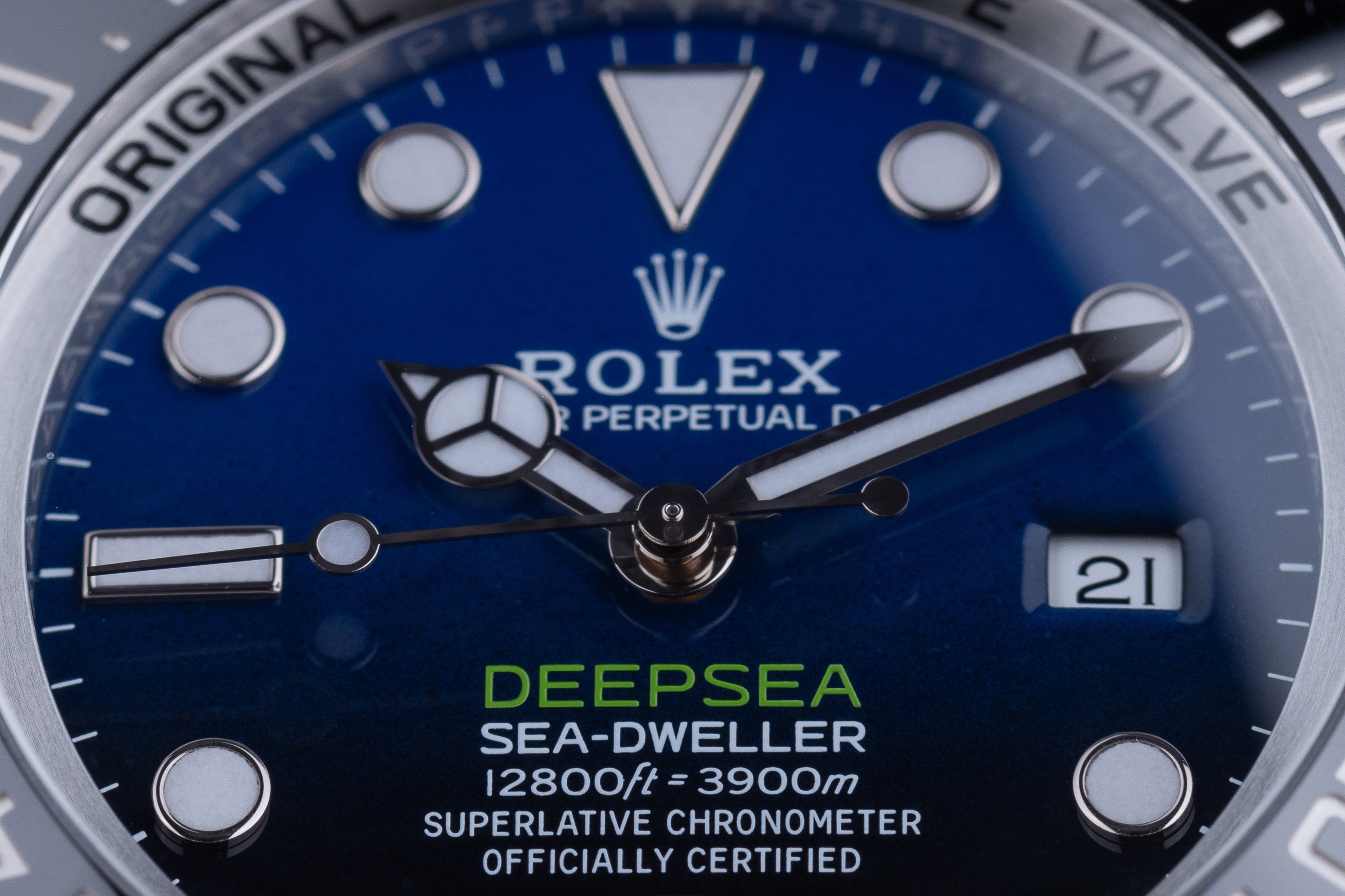 Rolex Sea-Dweller Deepsea Deep Blue James Cameron | REF. 116660 | Stainless Steel | Box & Papers | 2018