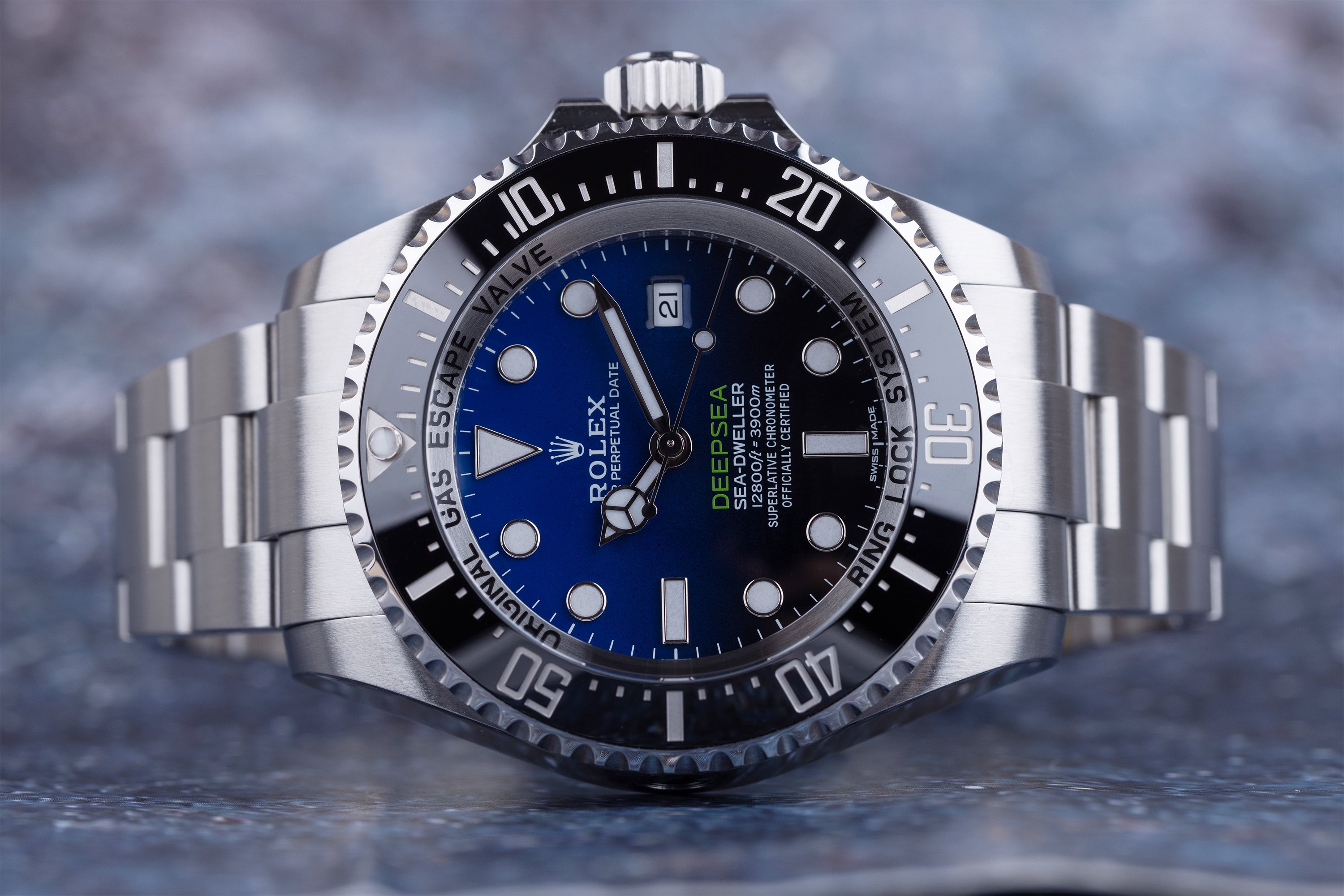 Rolex Sea-Dweller Deepsea Deep Blue James Cameron | REF. 116660 | Stainless Steel | Box & Papers | 2018
