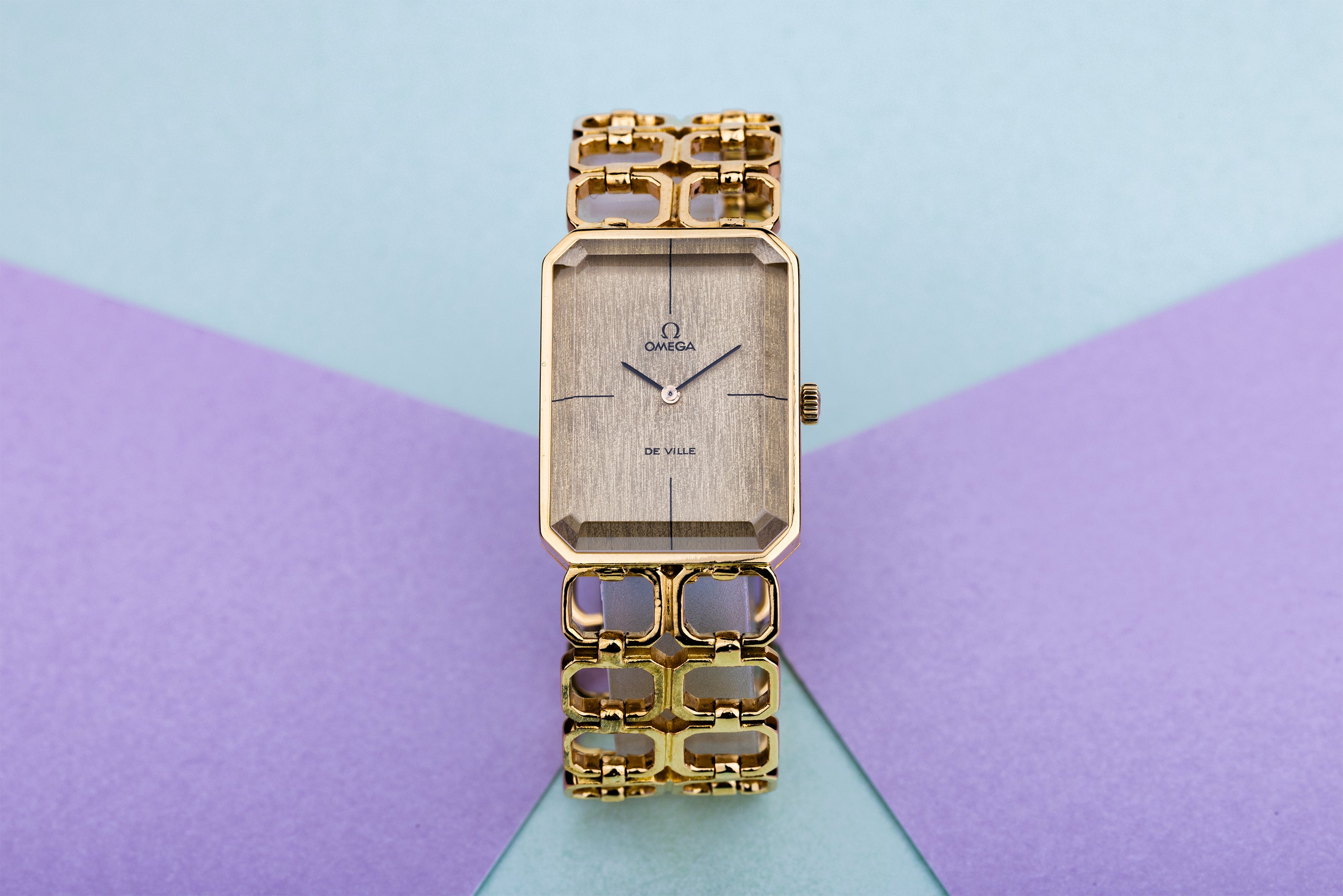 Omega De Ville 'Emerald' Collection | REF. 8271 | Gold Dial | Emerald-Cut Raised Glass | Oblong Case | Circa 1970s | 18k Yellow Gold