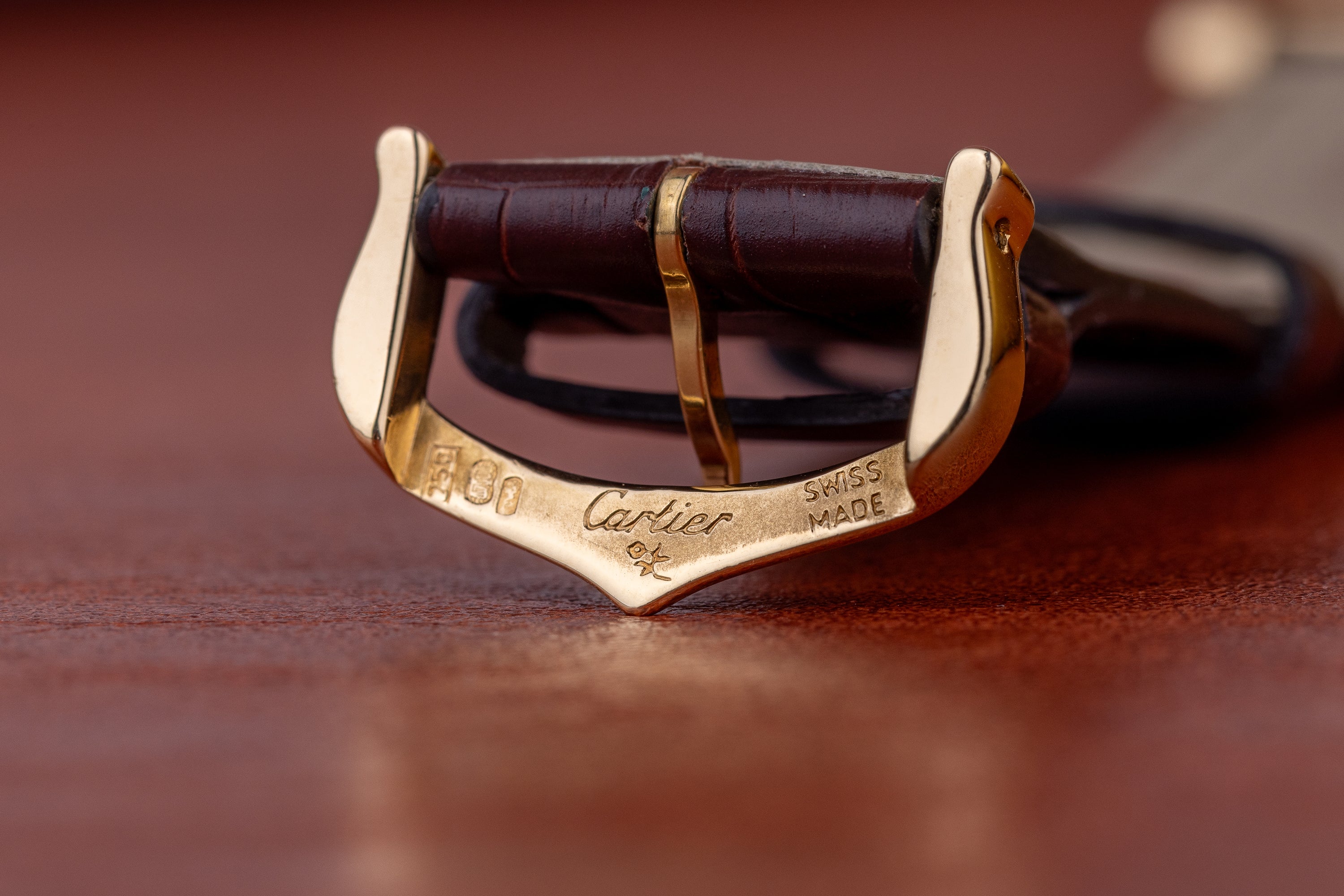 Cartier Tank Francaise | REF. 1821 | 18k Yellow Gold | 25mm | Cartier 2023 Service & 2 Year Warranty