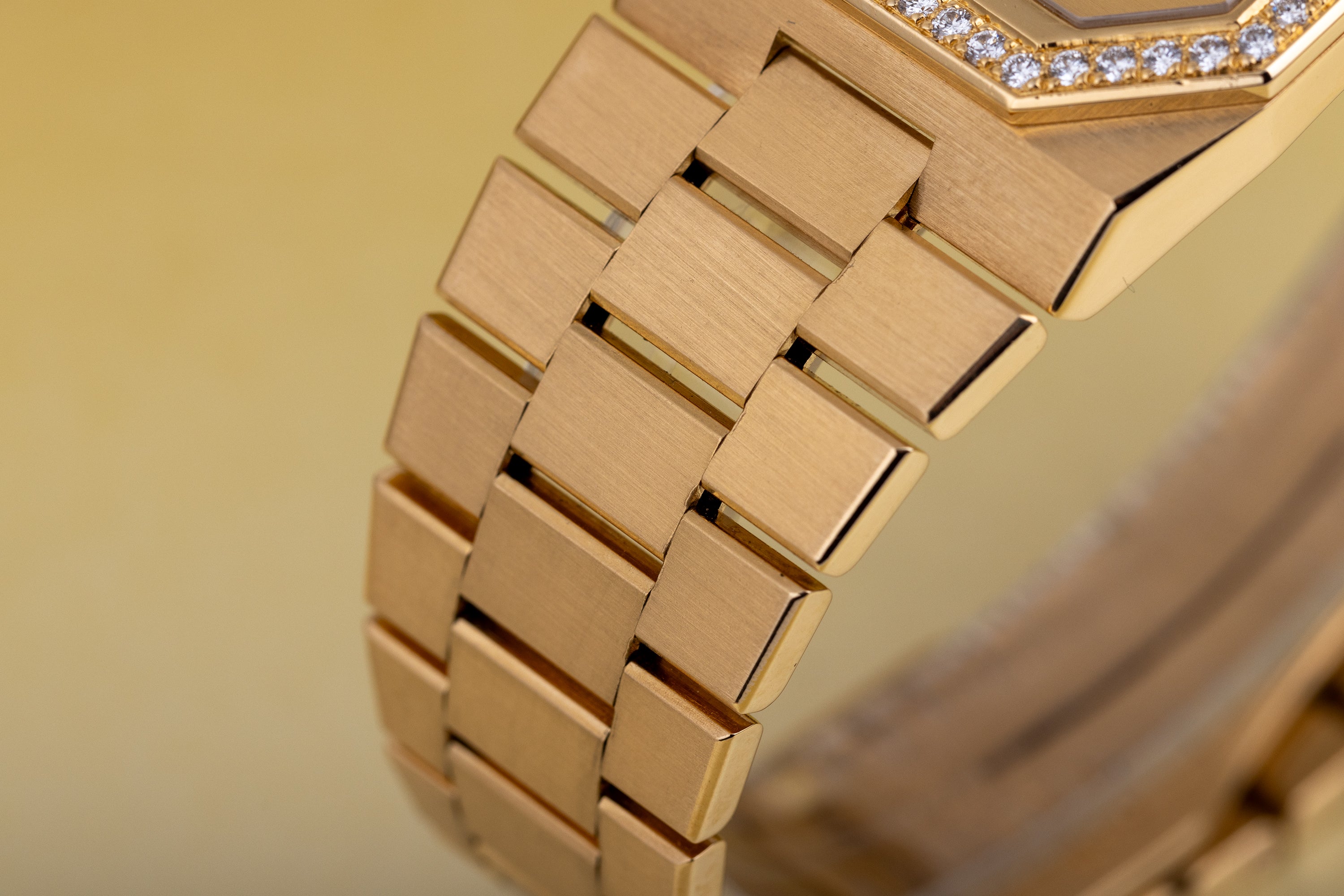 Rolex Cellini | REF. 1650 | Diamond Bezel | Gold Dial | 1981 | 18k Yellow Gold