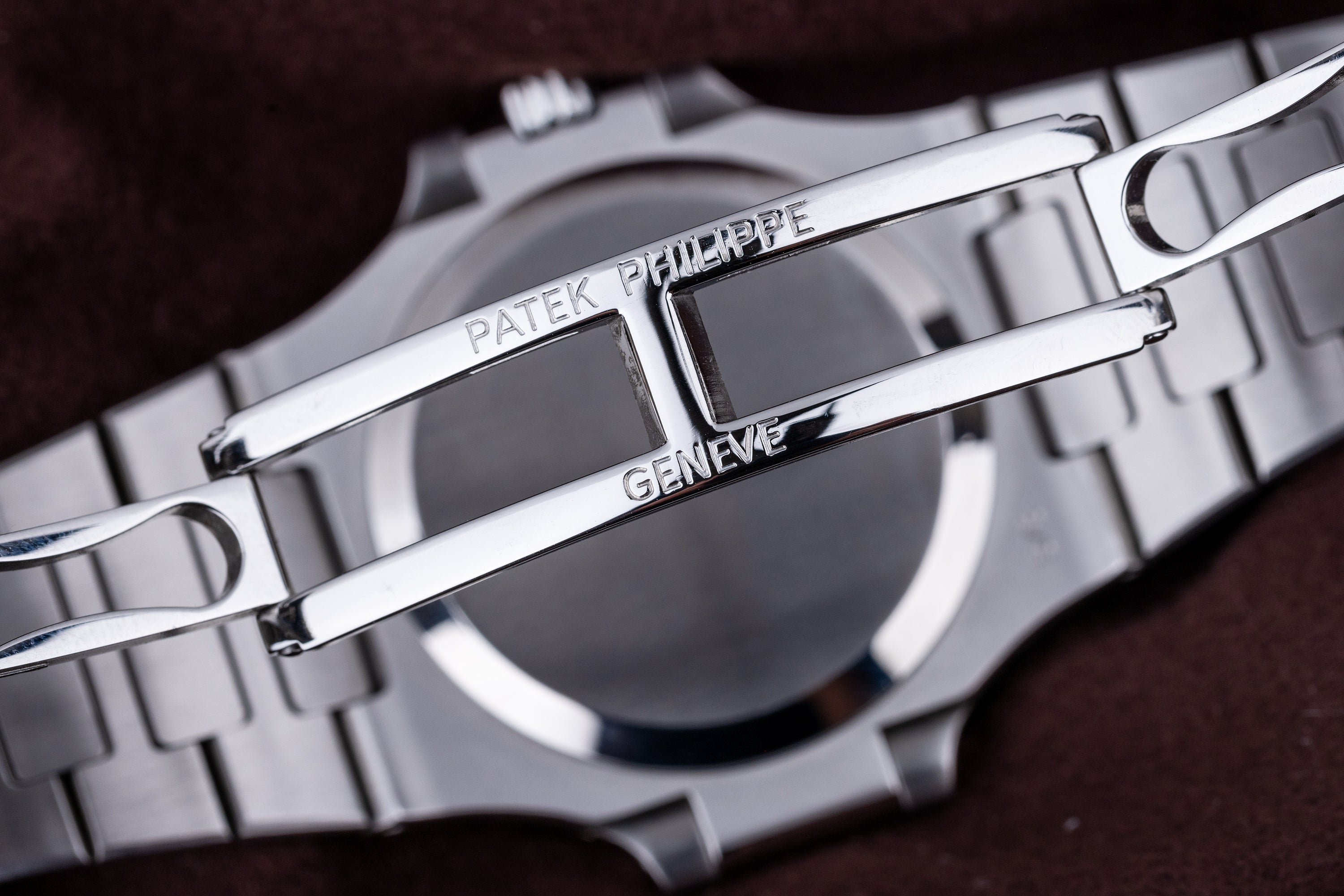 Patek Philippe Nautilus | REF. 3800/1A-001 | Black Roman Dial | 2005 | Stainless Steel | Box & Papers