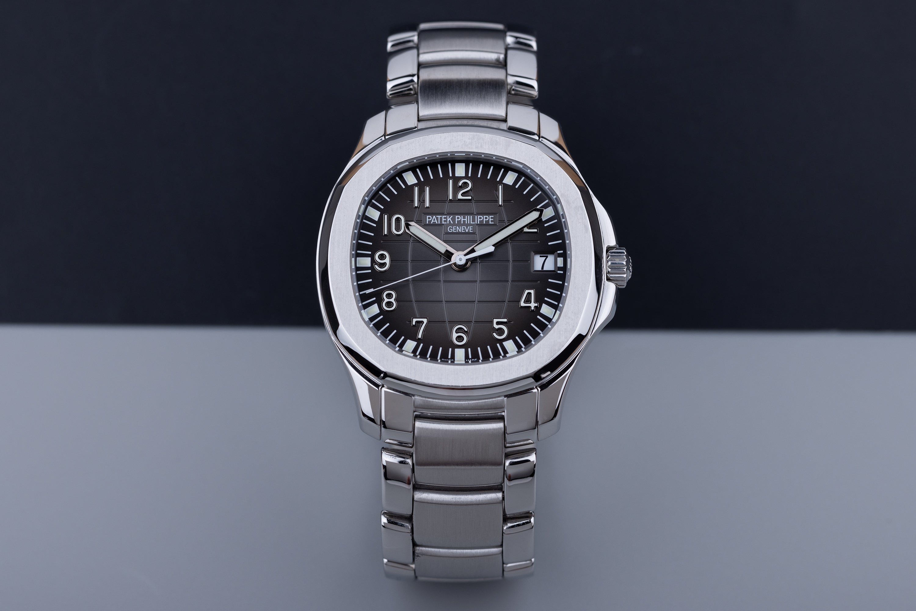 Patek Philippe Aquanaut | REF. 51671A-001 | Box & Papers | 2014 | Stainless Steel