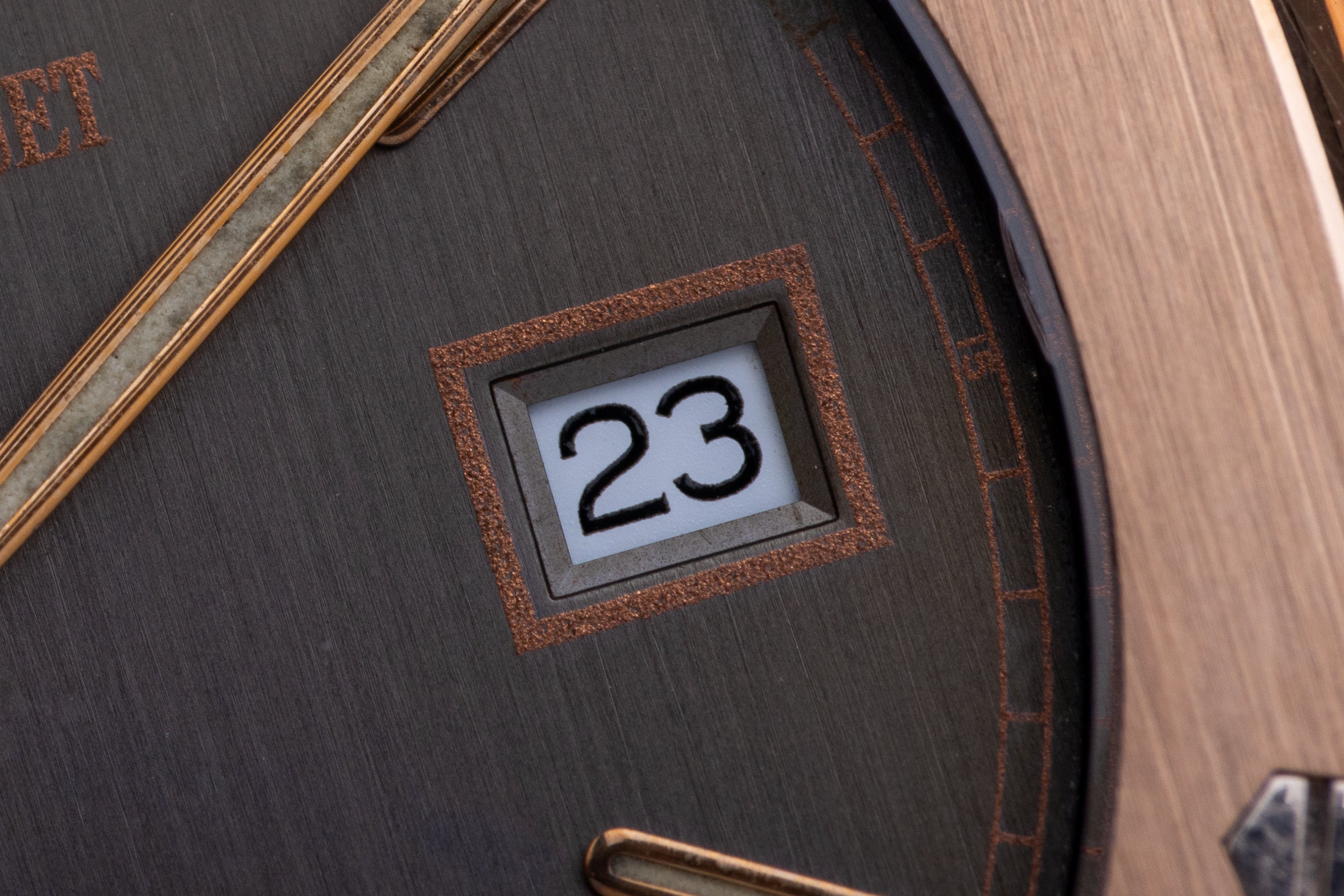 Audemars Piguet Royal Oak Midsize | REF. 56175TR | Grey Dial | Tantalum & 18k Rose Gold | 33mm