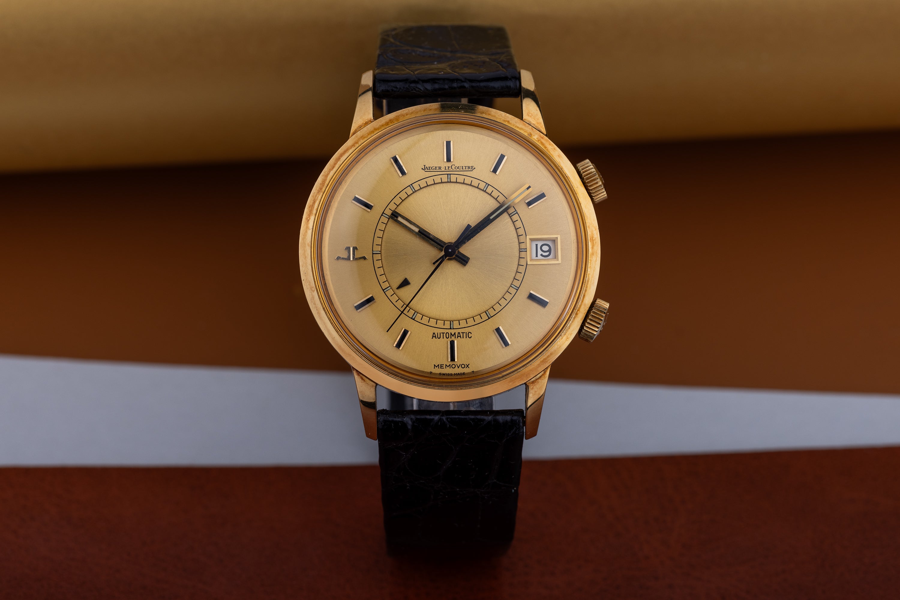 New Old Stock: Jaeger-LeCoultre Memovox | REF. 875.21 | 18k Yellow Gold | 1970s