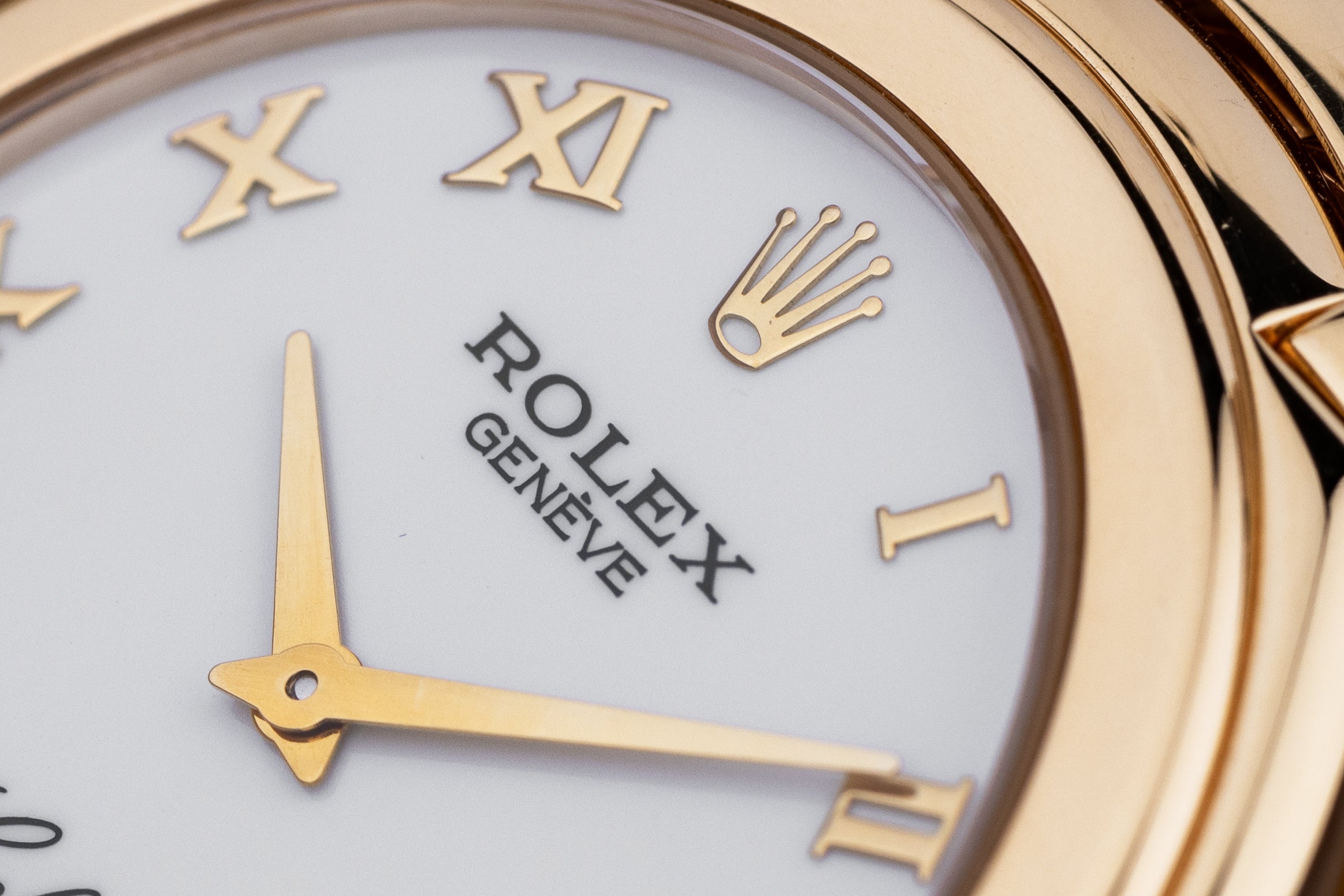 Rolex Cellini | REF. 6623 | White Porcelain Dial | Roman Numerals | 37mm | 18k Yellow Gold | 1990