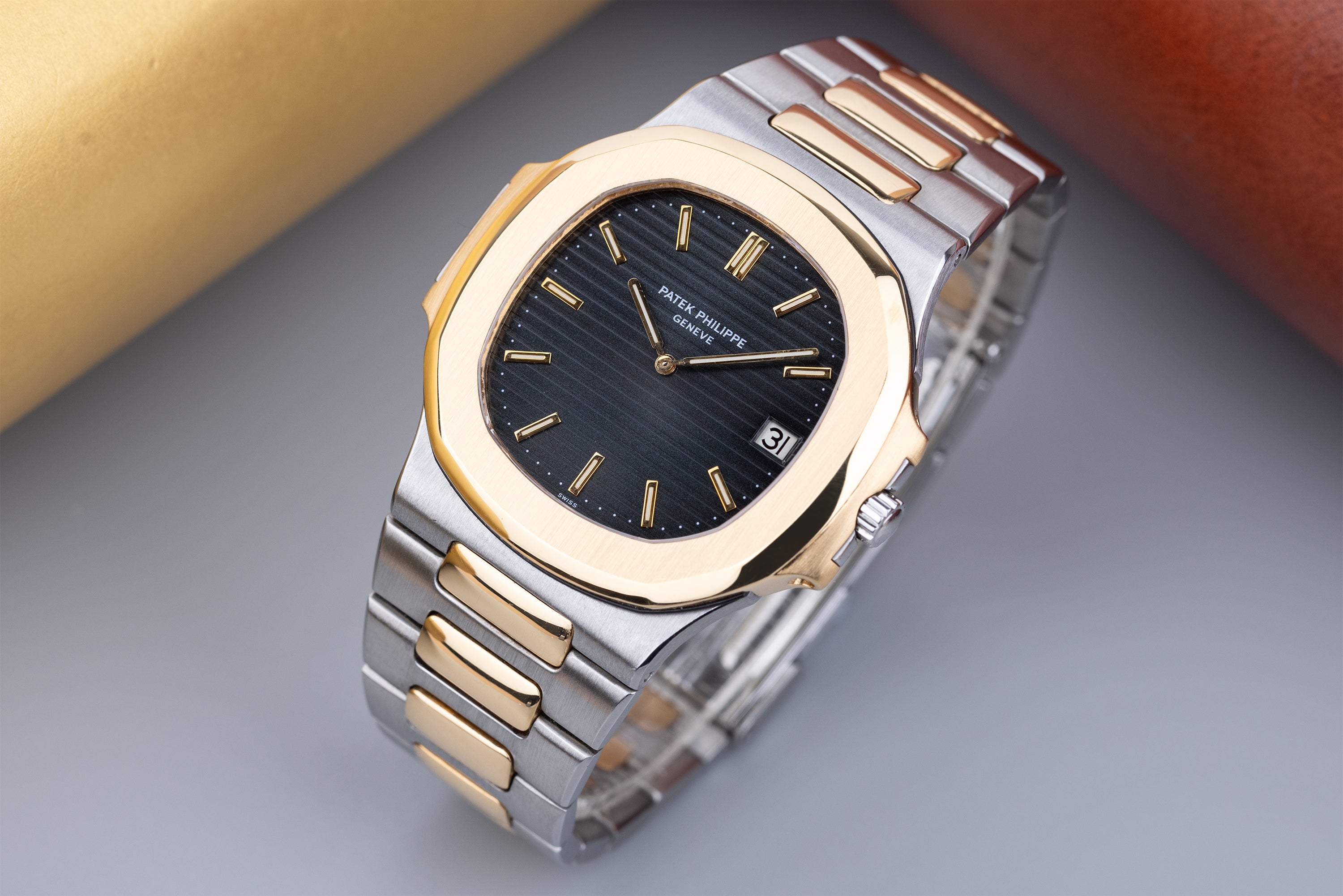 Patek Philippe Nautilus 'Jumbo' | REF. 3700/1 | 42mm | Stainless Steel & 18k Yellow Gold | Extract From Archives