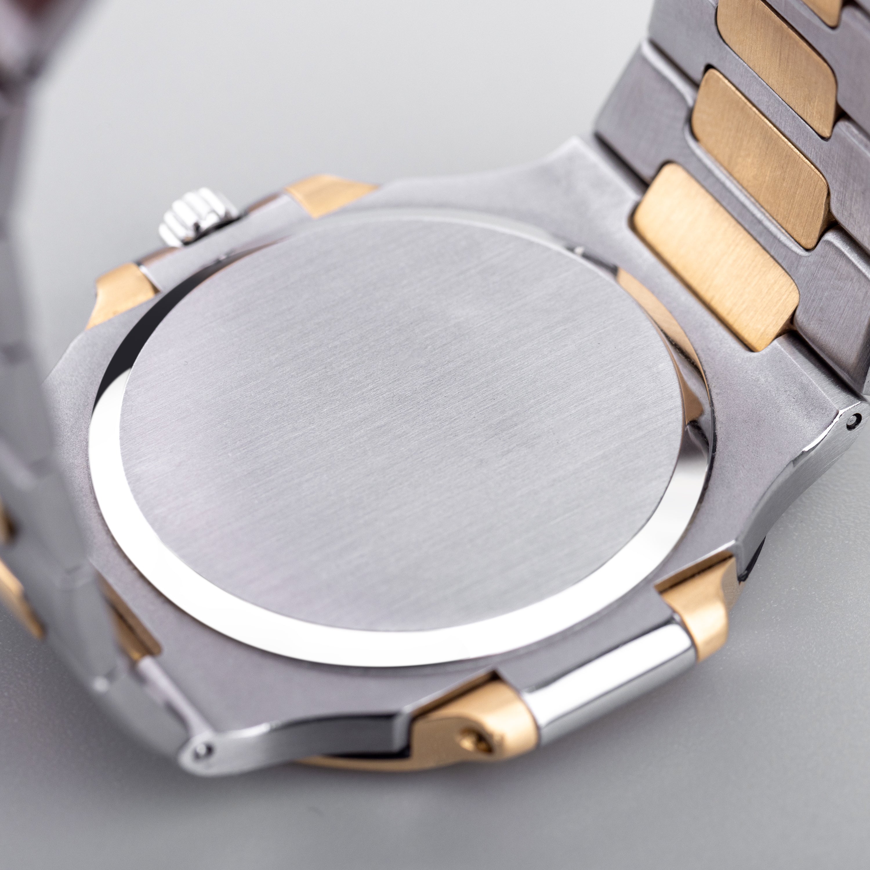 Patek Philippe Nautilus 'Jumbo' | REF. 3700/1 | 42mm | Stainless Steel & 18k Yellow Gold | Extract From Archives