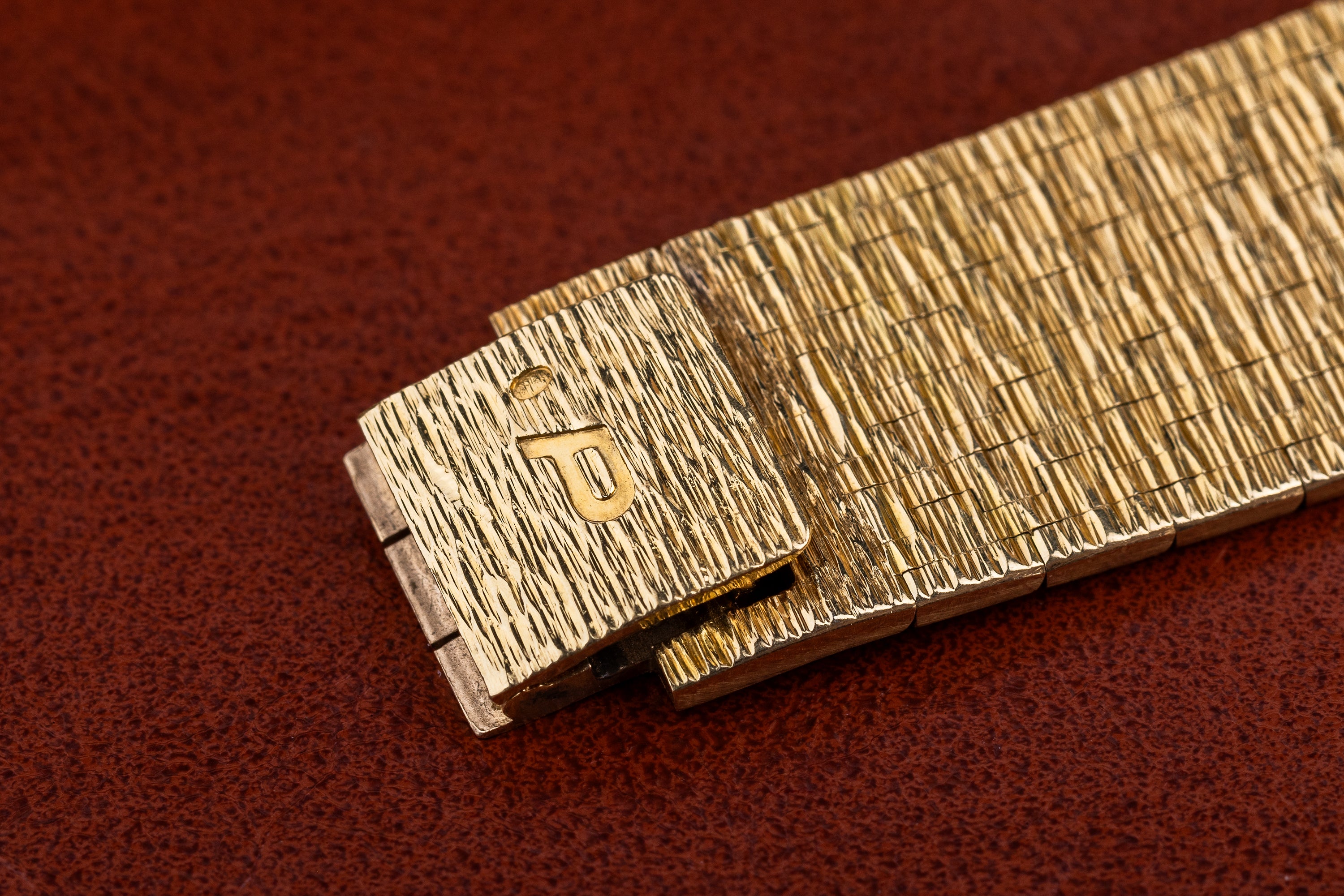 Vintage Piaget | Tiger Eye Dial And Bezel | 18k Yellow Gold | Circa 1970's | 25mm