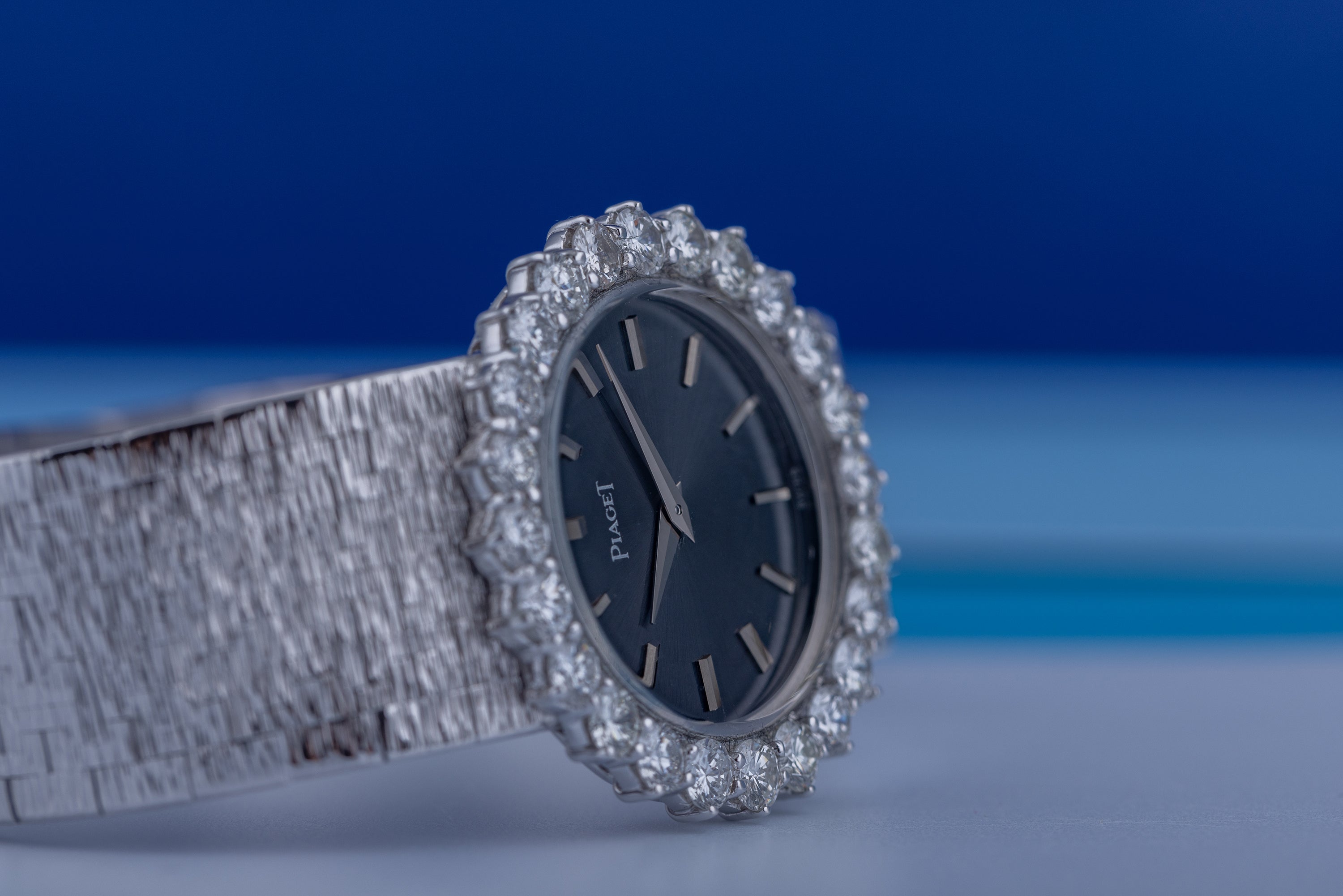 Piaget Lady Wristwatch | REF. 9171 A 6 | 18k White Gold | Diamond Bezel | Circa 1980s