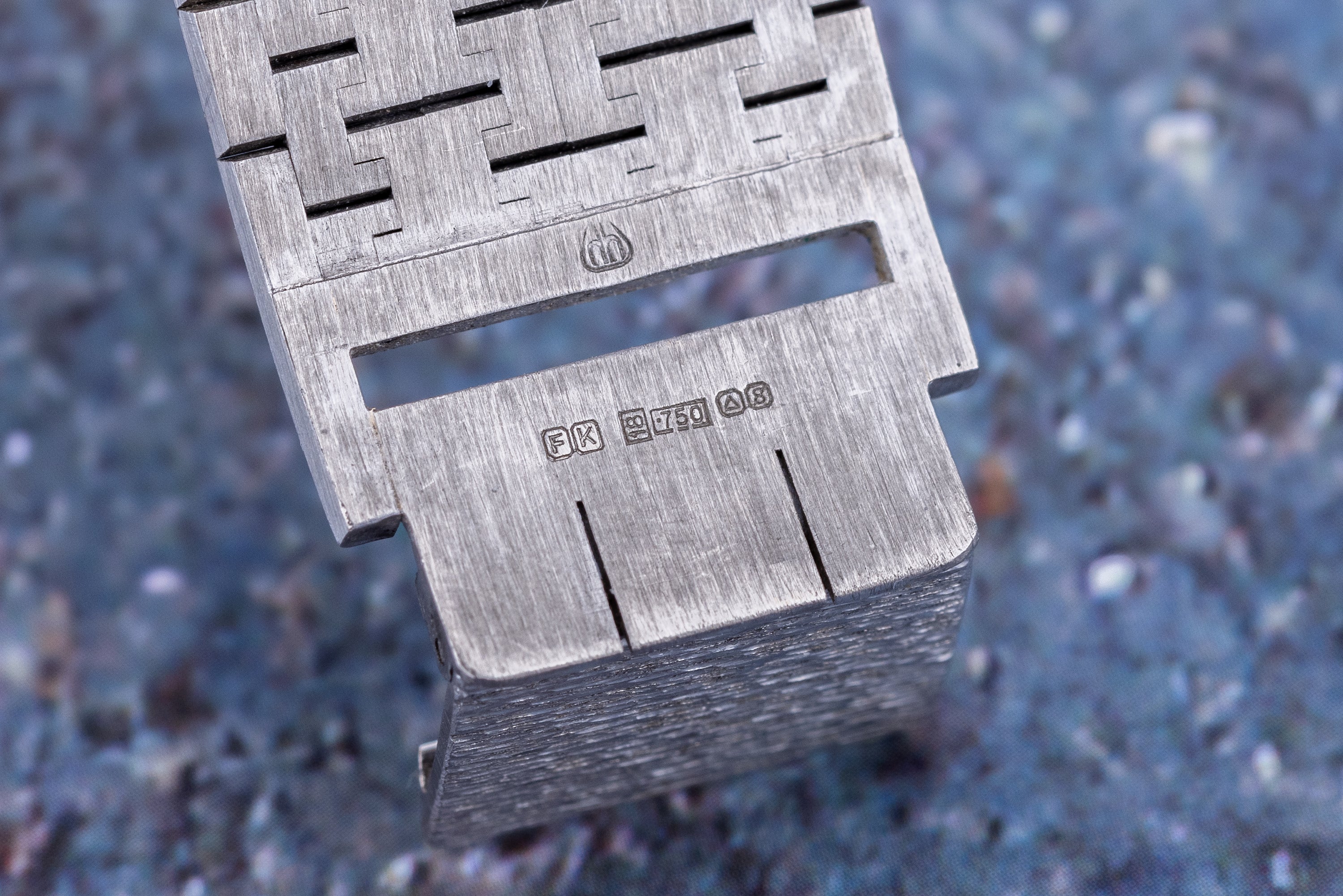 Vintage Piaget | REF. 9366A6 | Diamond & Sapphire Bezel | 18k White Gold | 30mm | 1970's