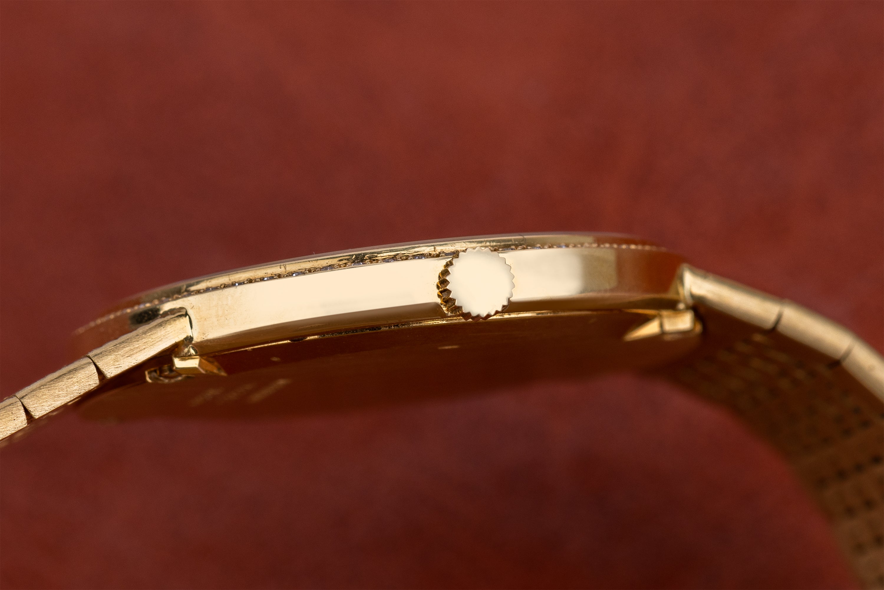 Vintage Piaget | Onyx Dial | Diamond Bezel | 18k Yellow Gold | Circa 1980's | 31.5mm