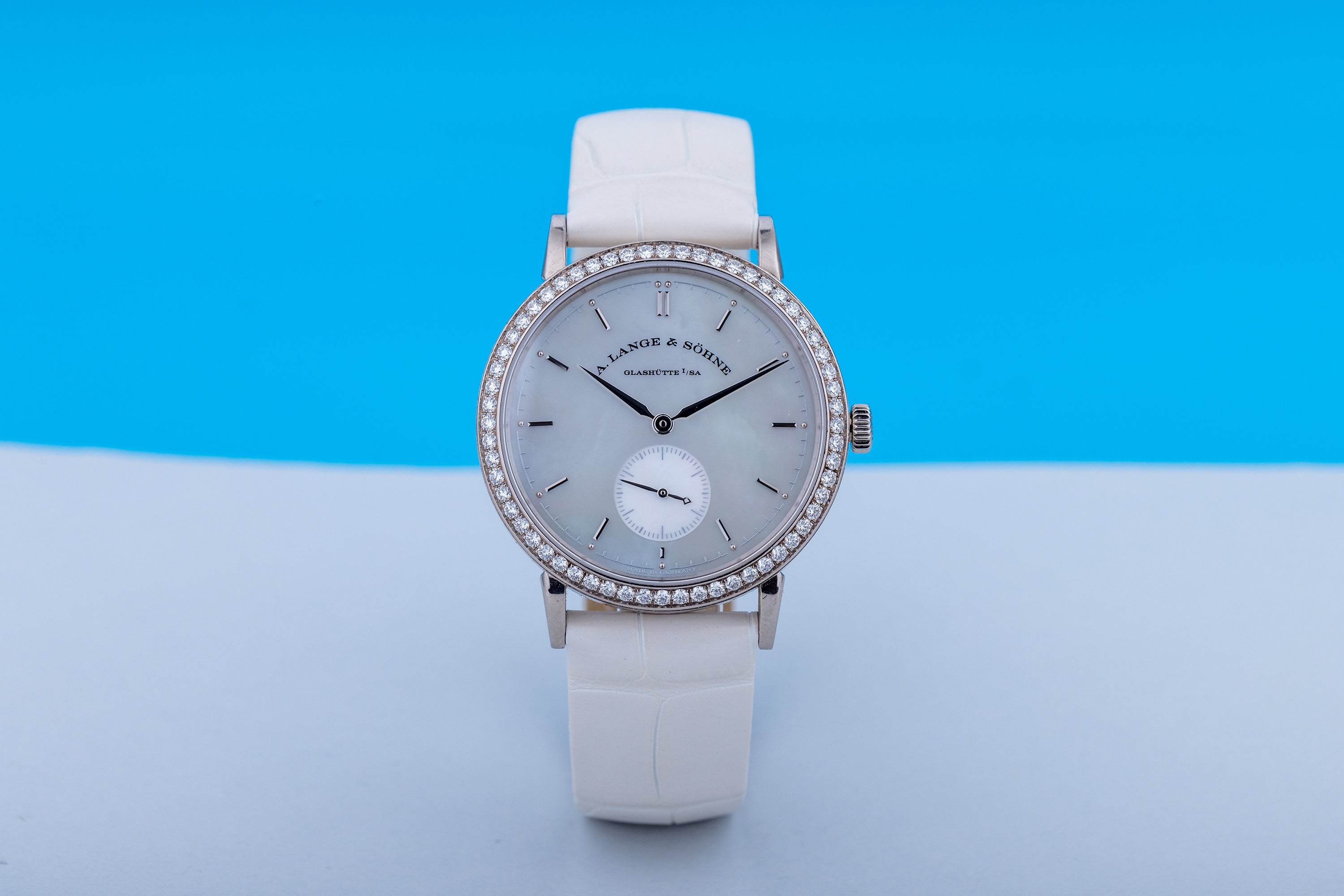 A. Lange & Söhne Saxonia | REF. 878.029 | 18k White Gold | Mother of Pearl Dial | 2020 | Box & Papers