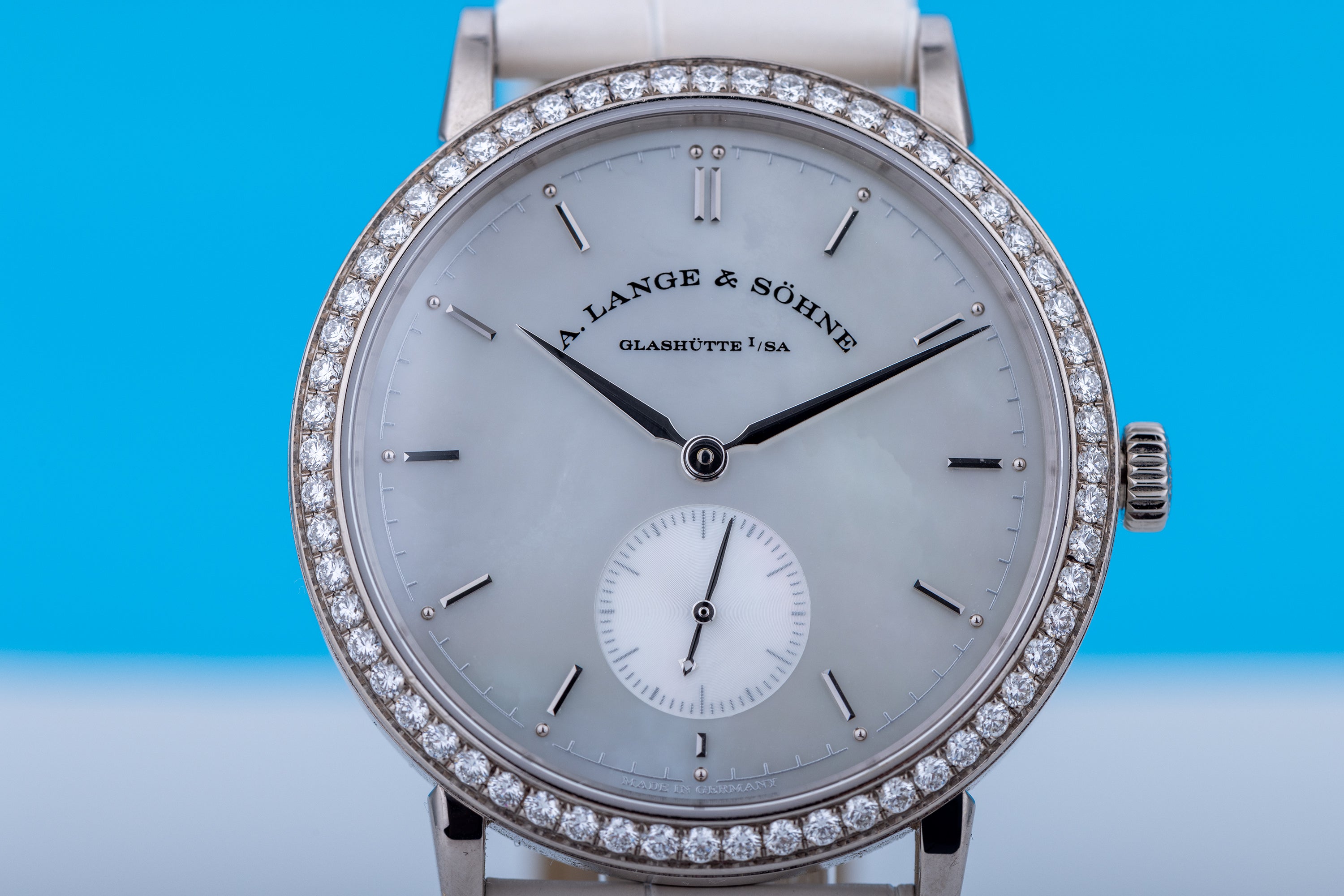 A. Lange & Söhne Saxonia | REF. 878.029 | 18k White Gold | Mother of Pearl Dial | 2020 | Box & Papers