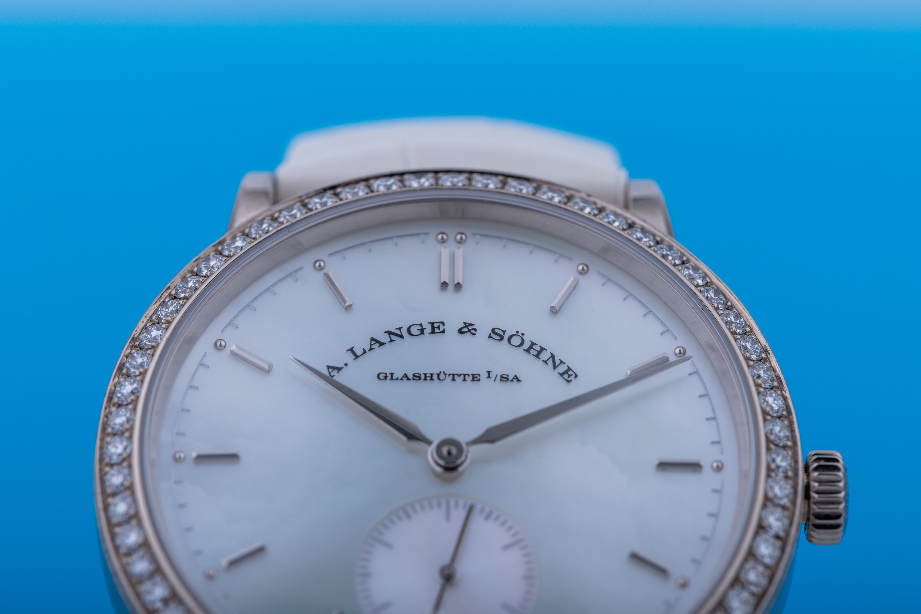 A. Lange & Söhne Saxonia | REF. 878.029 | 18k White Gold | Mother of Pearl Dial | 2020 | Box & Papers