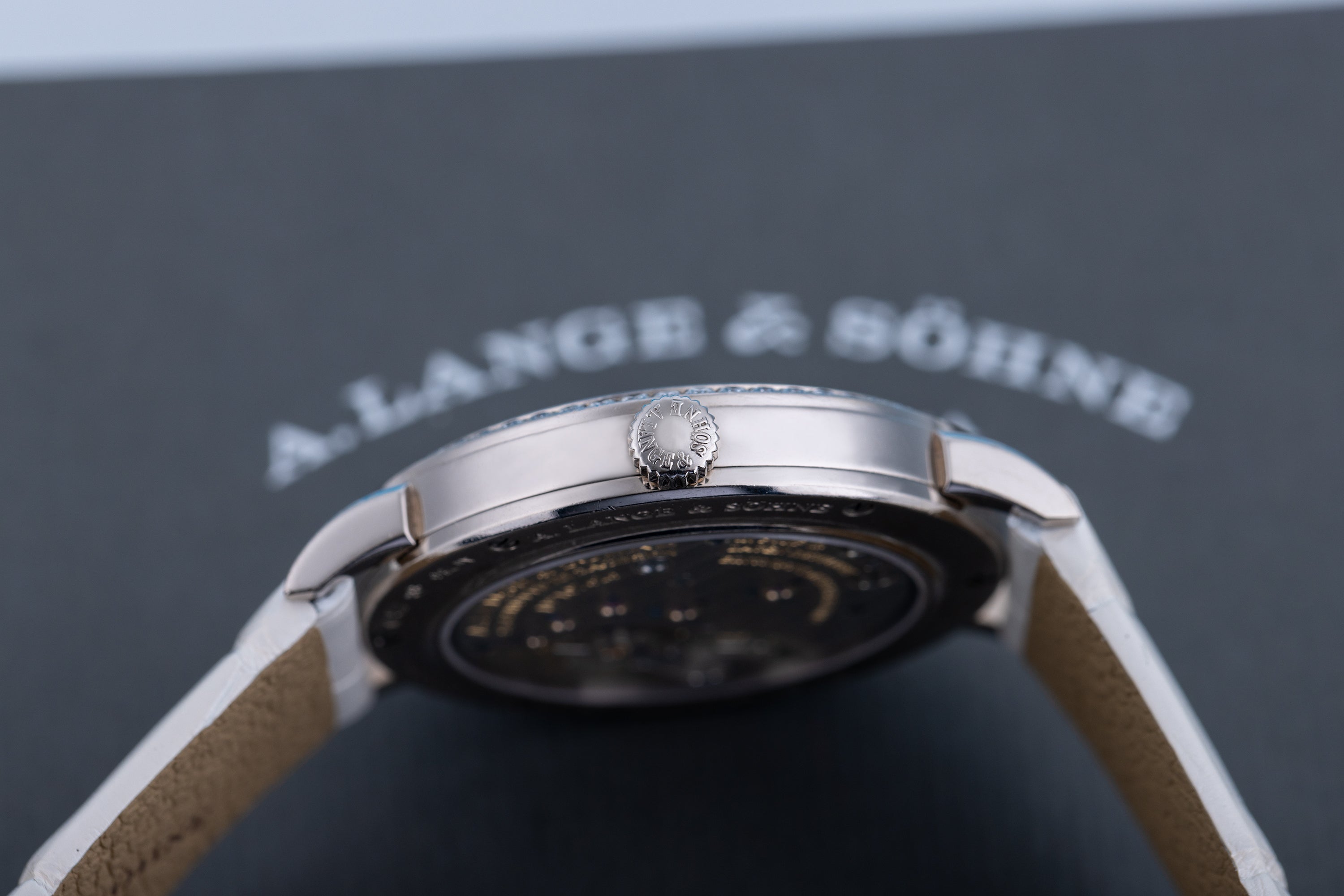 A. Lange & Söhne Saxonia | REF. 878.029 | 18k White Gold | Mother of Pearl Dial | 2020 | Box & Papers