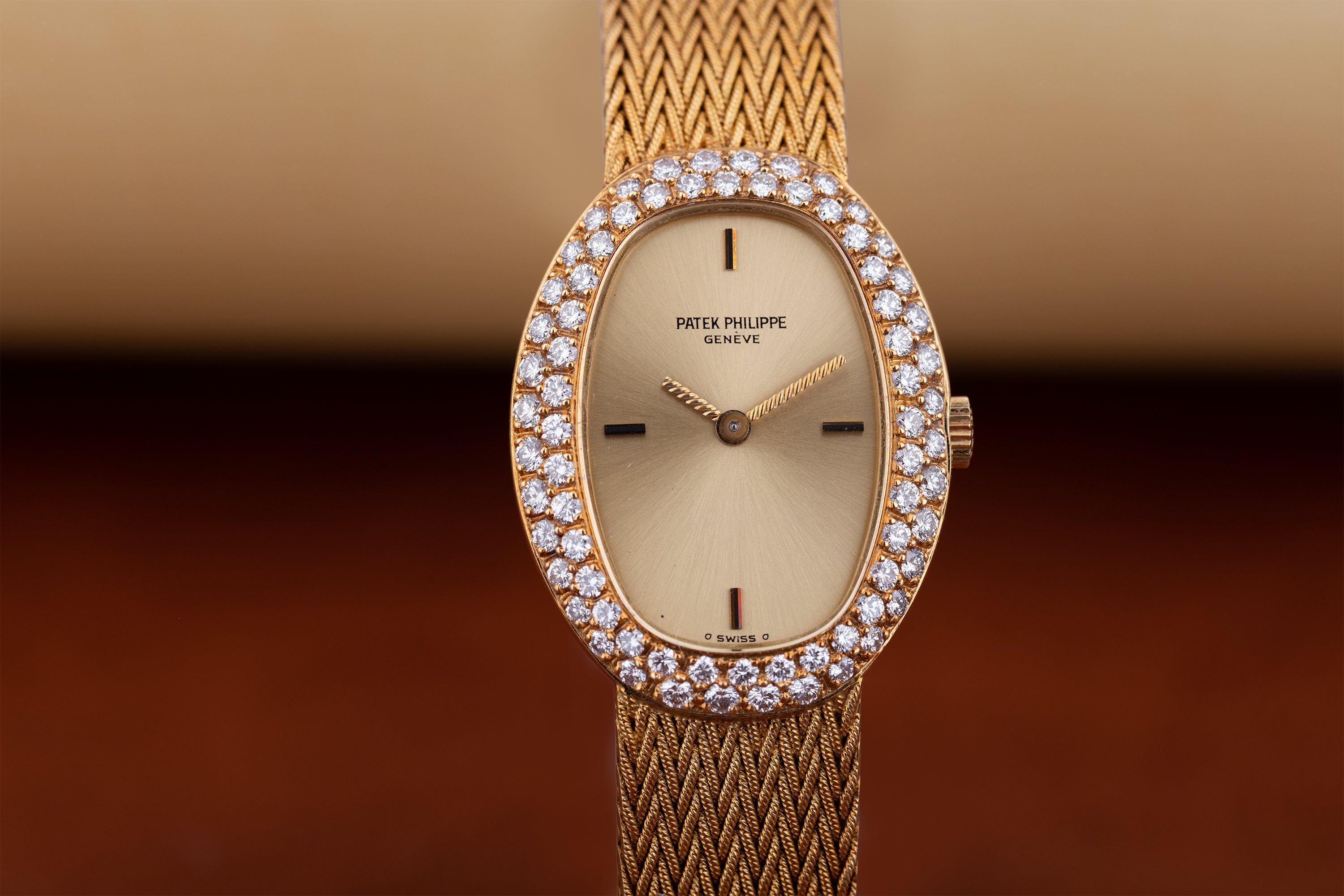 Patek Philippe Lady Wristwatch | Double Row Diamond Bezel | Circa 1980s | 18k Yellow Gold | 21mm