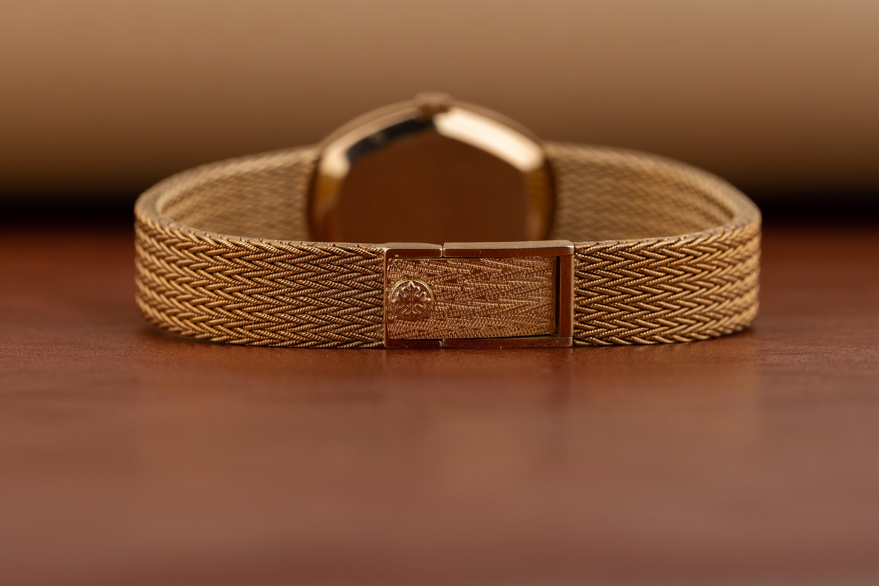 Patek Philippe Lady Wristwatch | Double Row Diamond Bezel | Circa 1980s | 18k Yellow Gold | 21mm