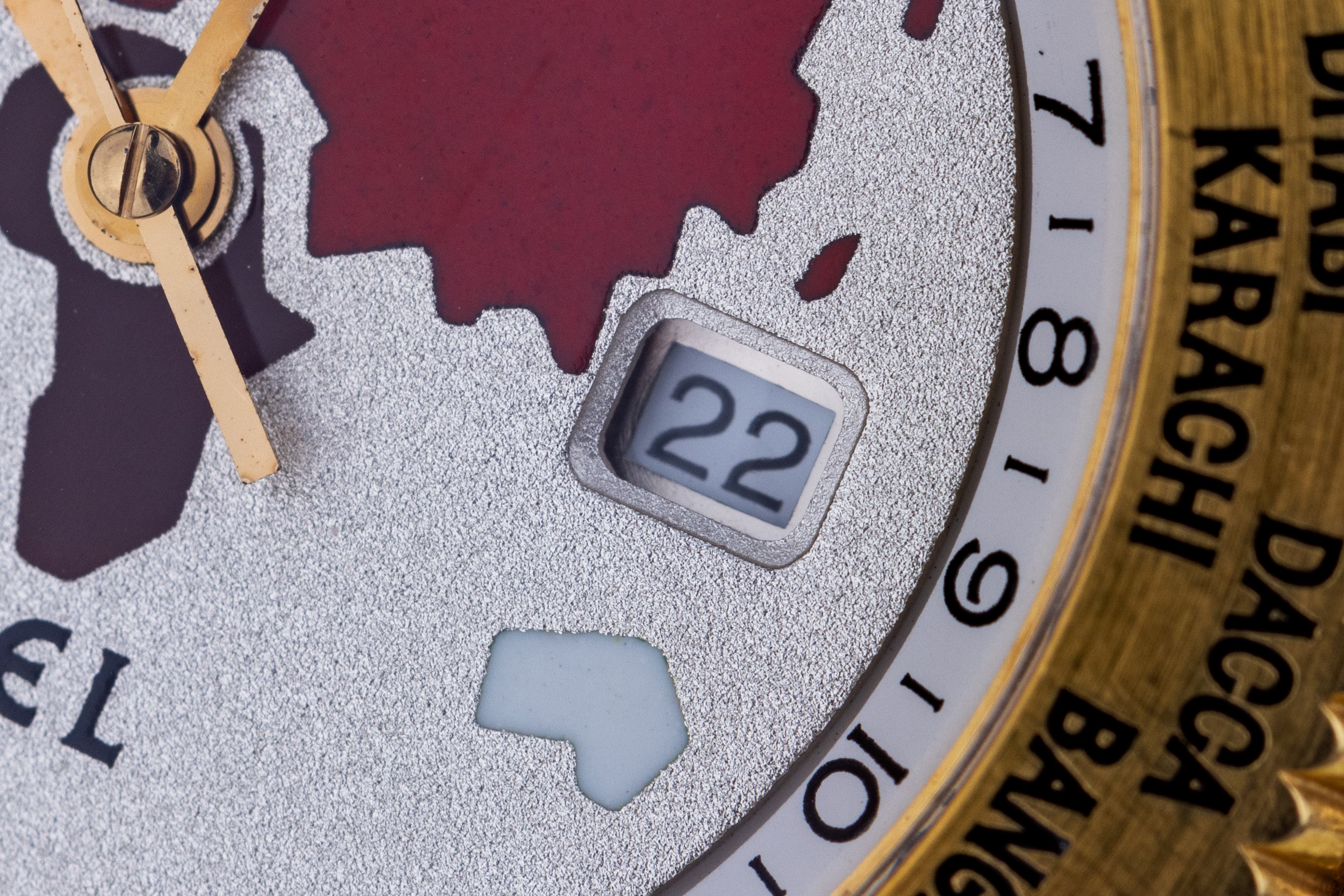 Ebel Voyager | REF. 8124913 | 18k Yellow Gold | Automatic | 38mm | 1990's