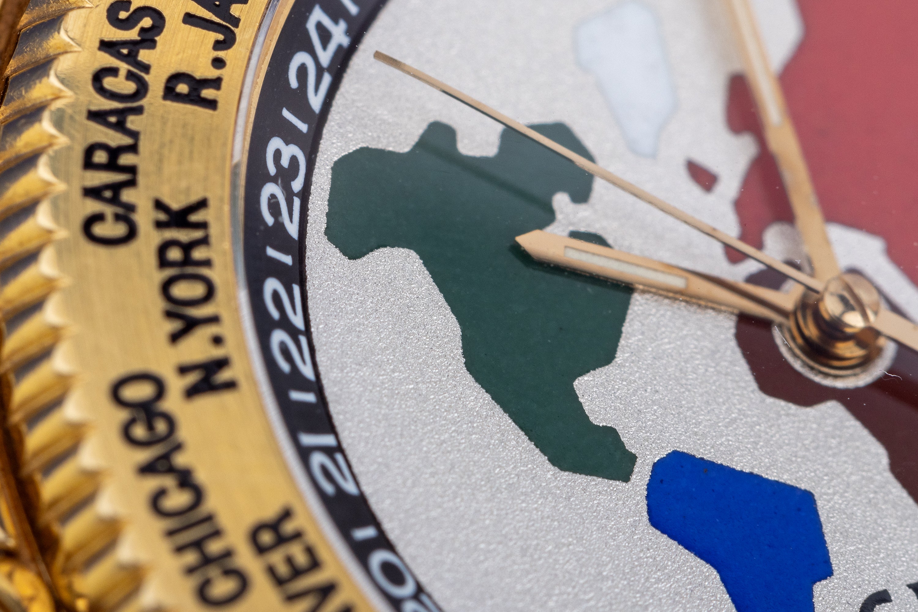 Ebel Voyager | REF. 8124913 | 18k Yellow Gold | Automatic | 38mm | 1990's