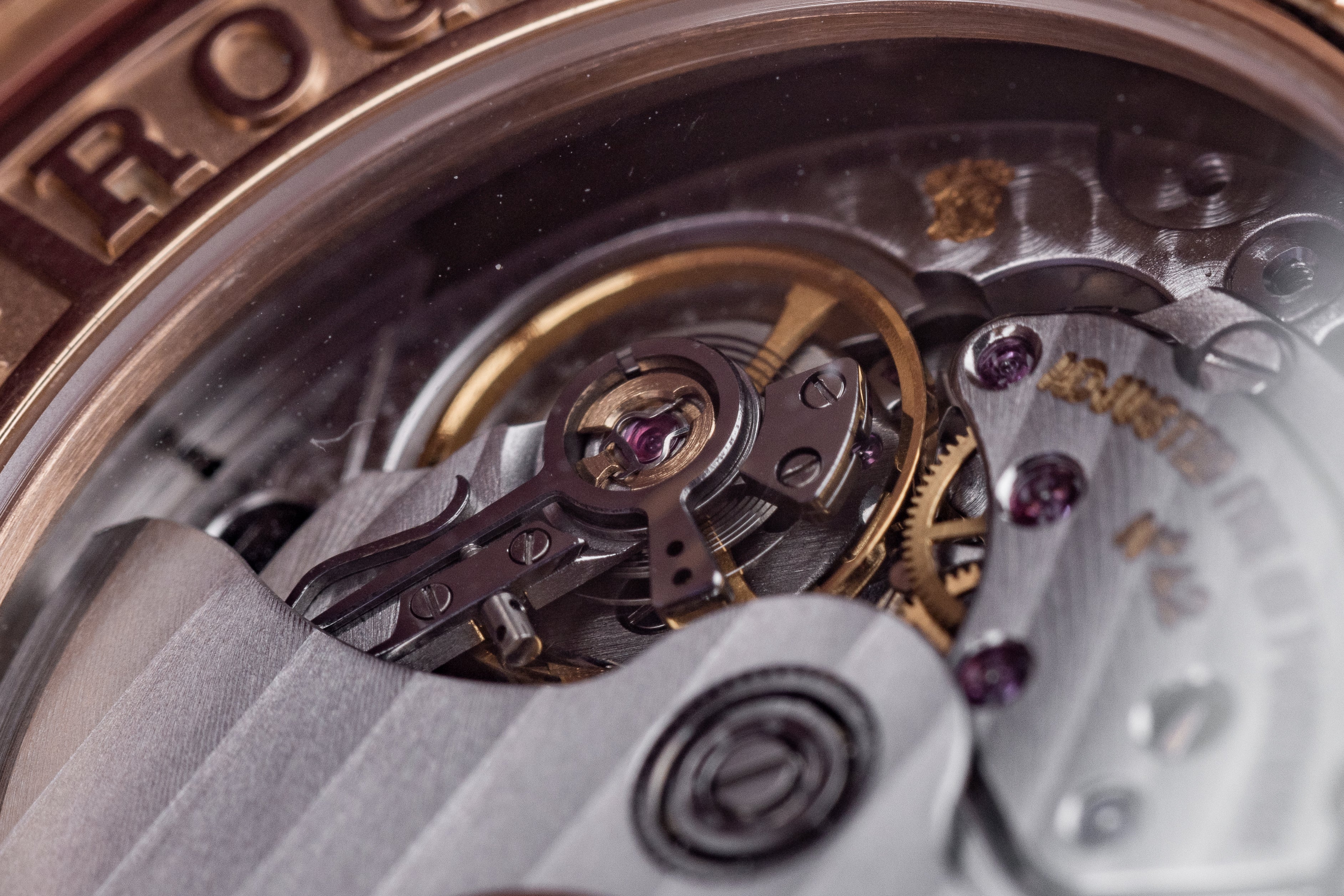 Roger Dubuis | REF. HO43 55710 5 | Hommage Biretrograde Perpetual Calendar | 18k Rose Gold | 43.5mm | Limited 28 Pieces | Box & Papers | 2004