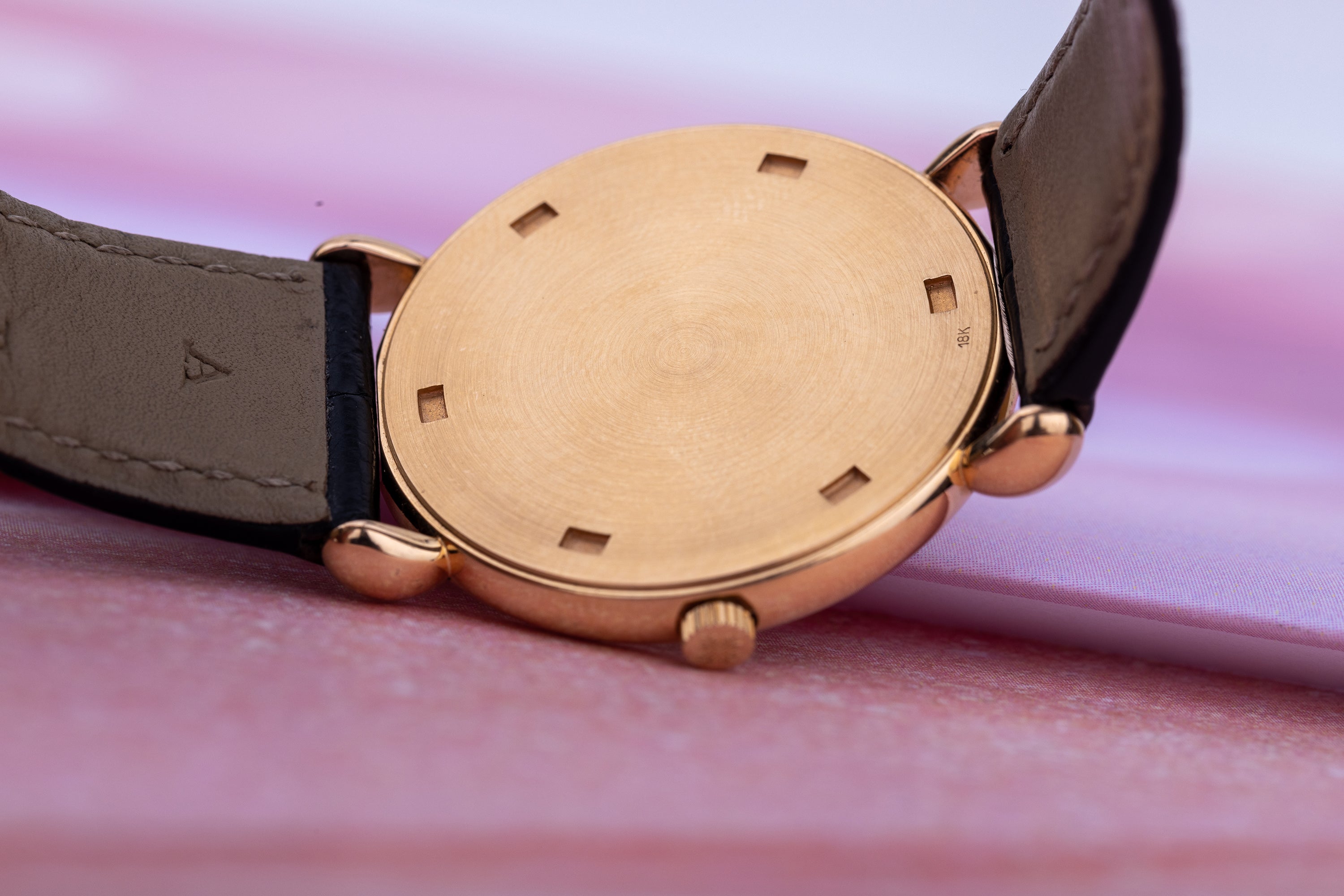 Patek Philippe Calatrava | REF. 3820R | 18k Rose Gold | 32mm