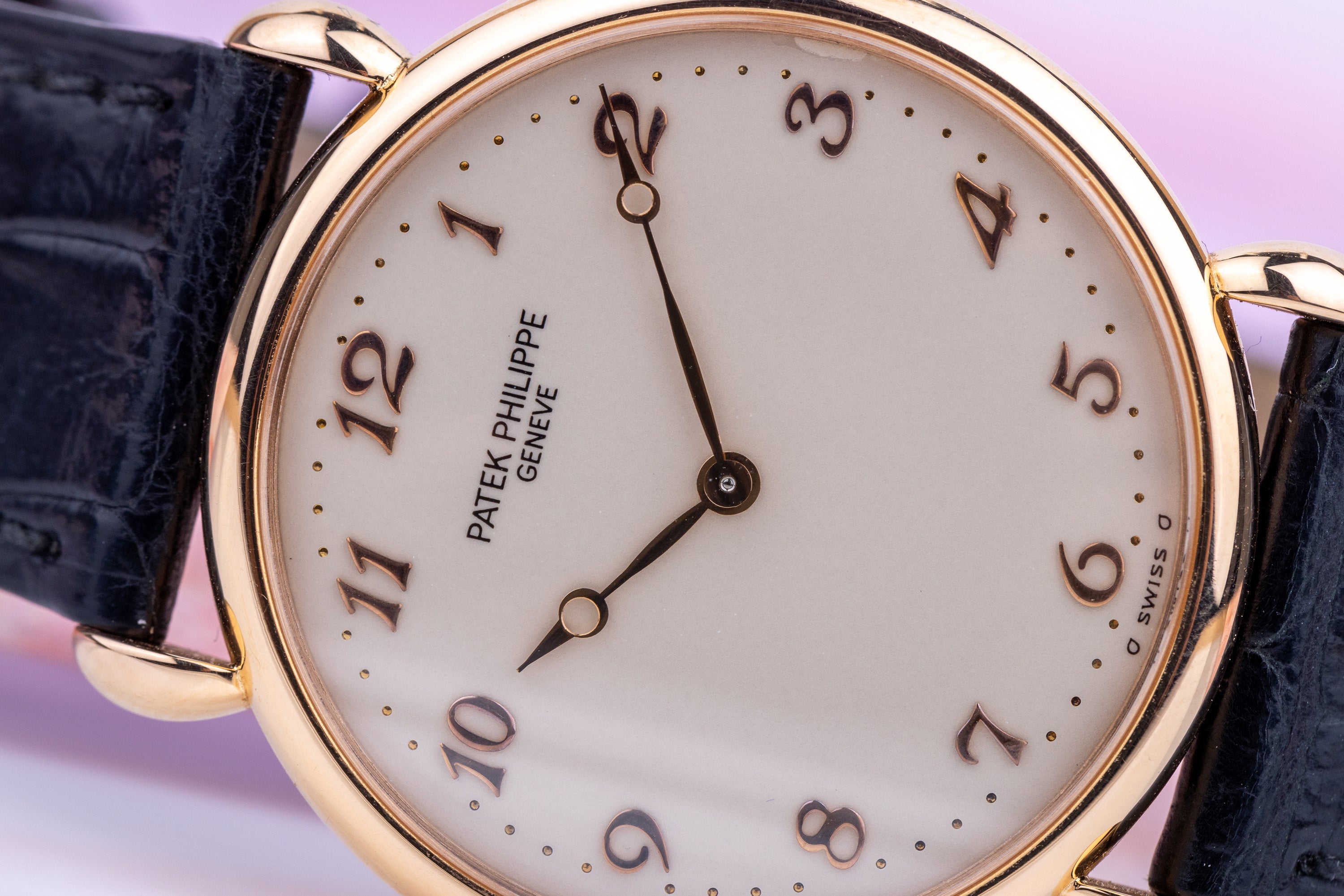 Patek Philippe Calatrava | REF. 3820R | 18k Rose Gold | 32mm