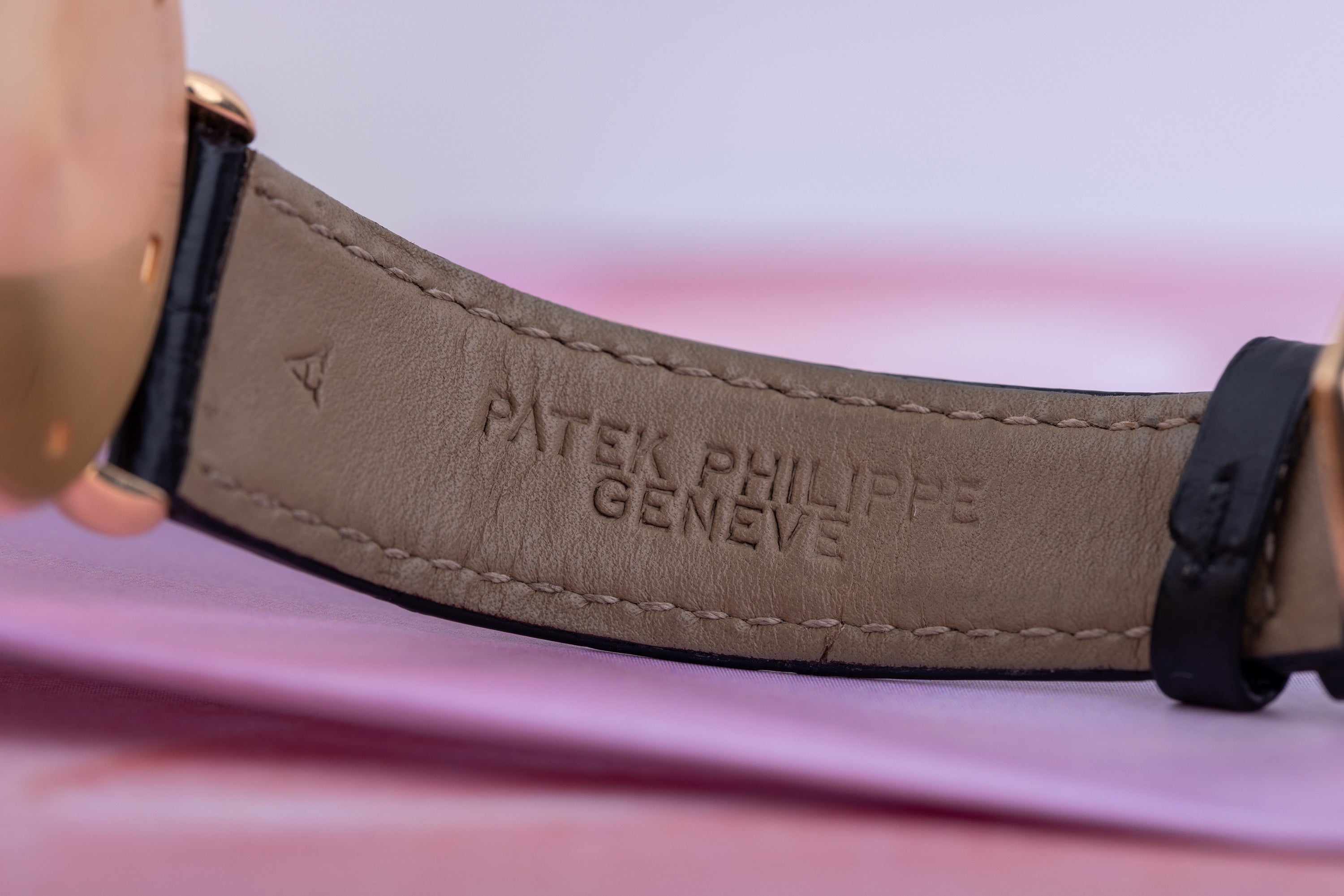 Patek Philippe Calatrava | REF. 3820R | 18k Rose Gold | 32mm