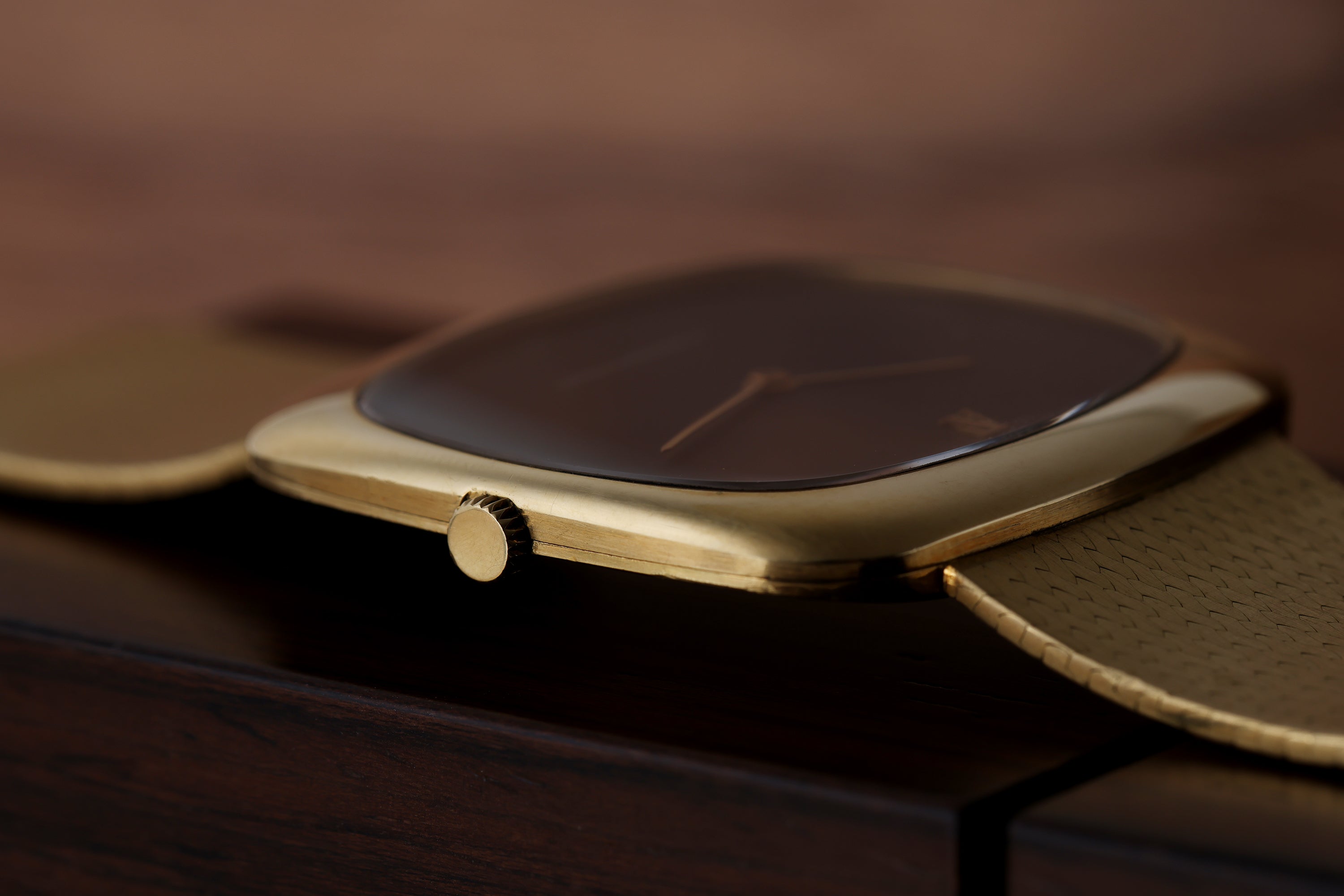 Audemars Piguet Ultra-Thin Cushion-Shaped Vintage Watch | 4mm Thick Case | Black Dial | 34 x 34mm | 18k Yellow Gold | Circa 1970's