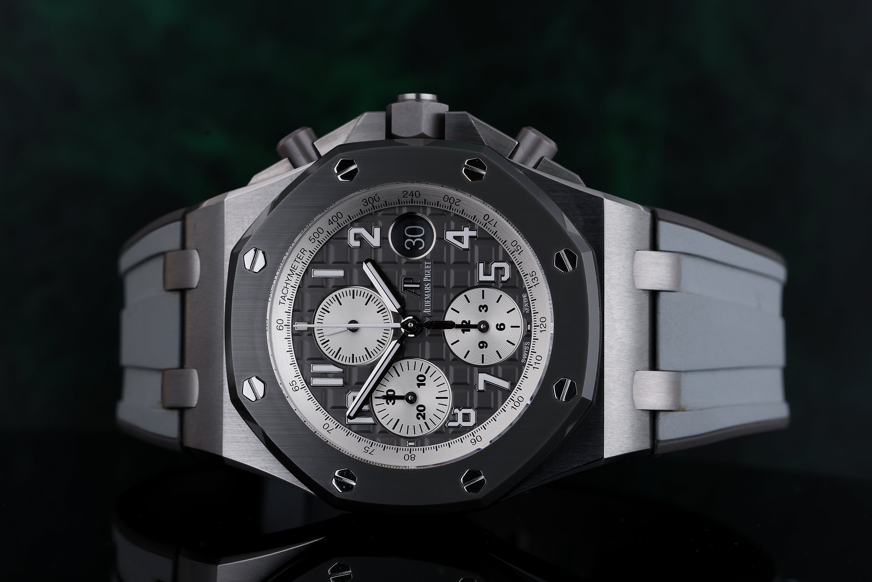 Audemars Piguet Royal Oak Offshore 'Ghost' | REF. 26470IO | Titanium & Grey Ceramic | 42mm