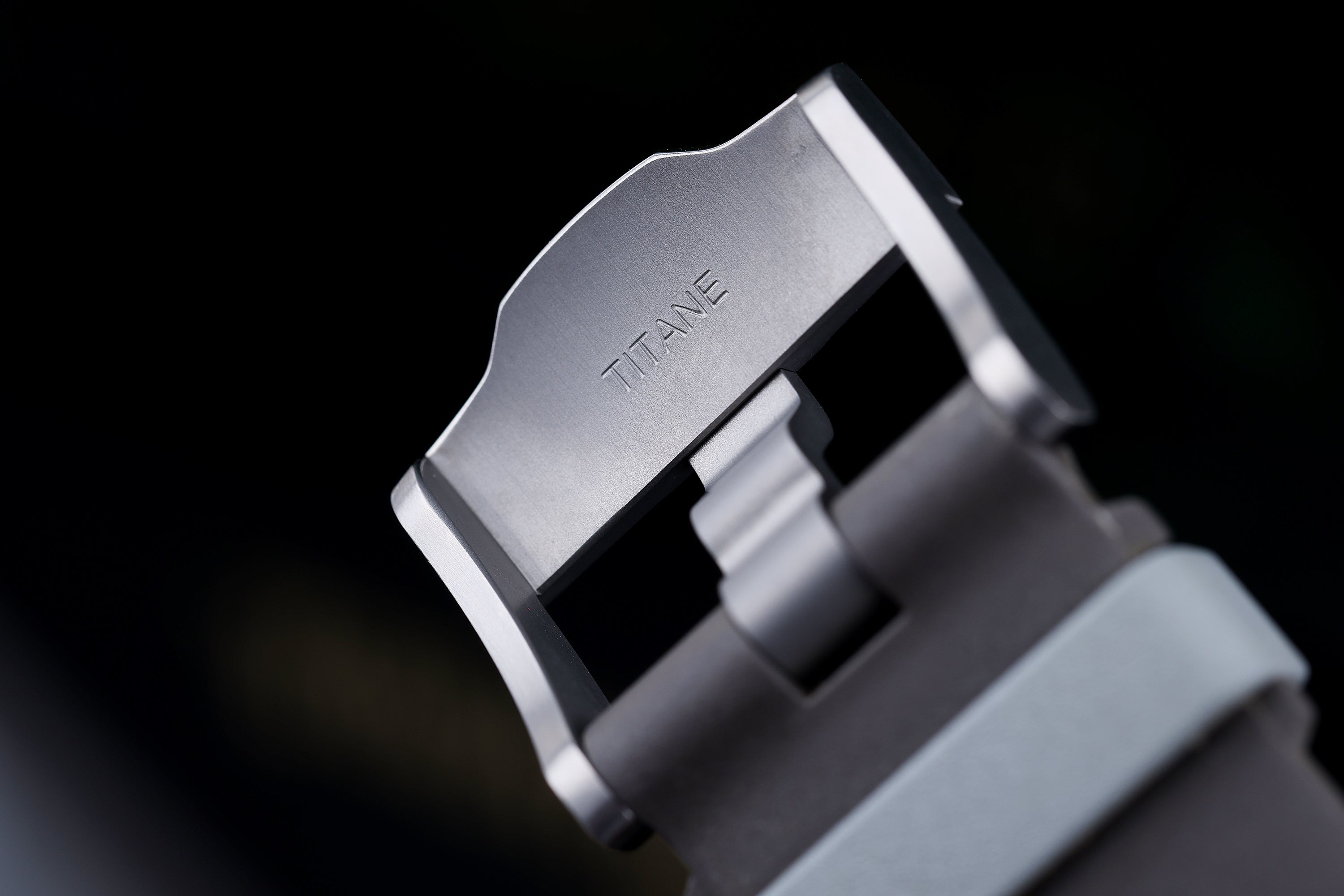 Audemars Piguet Royal Oak Offshore 'Ghost' | REF. 26470IO | Titanium & Grey Ceramic | 42mm