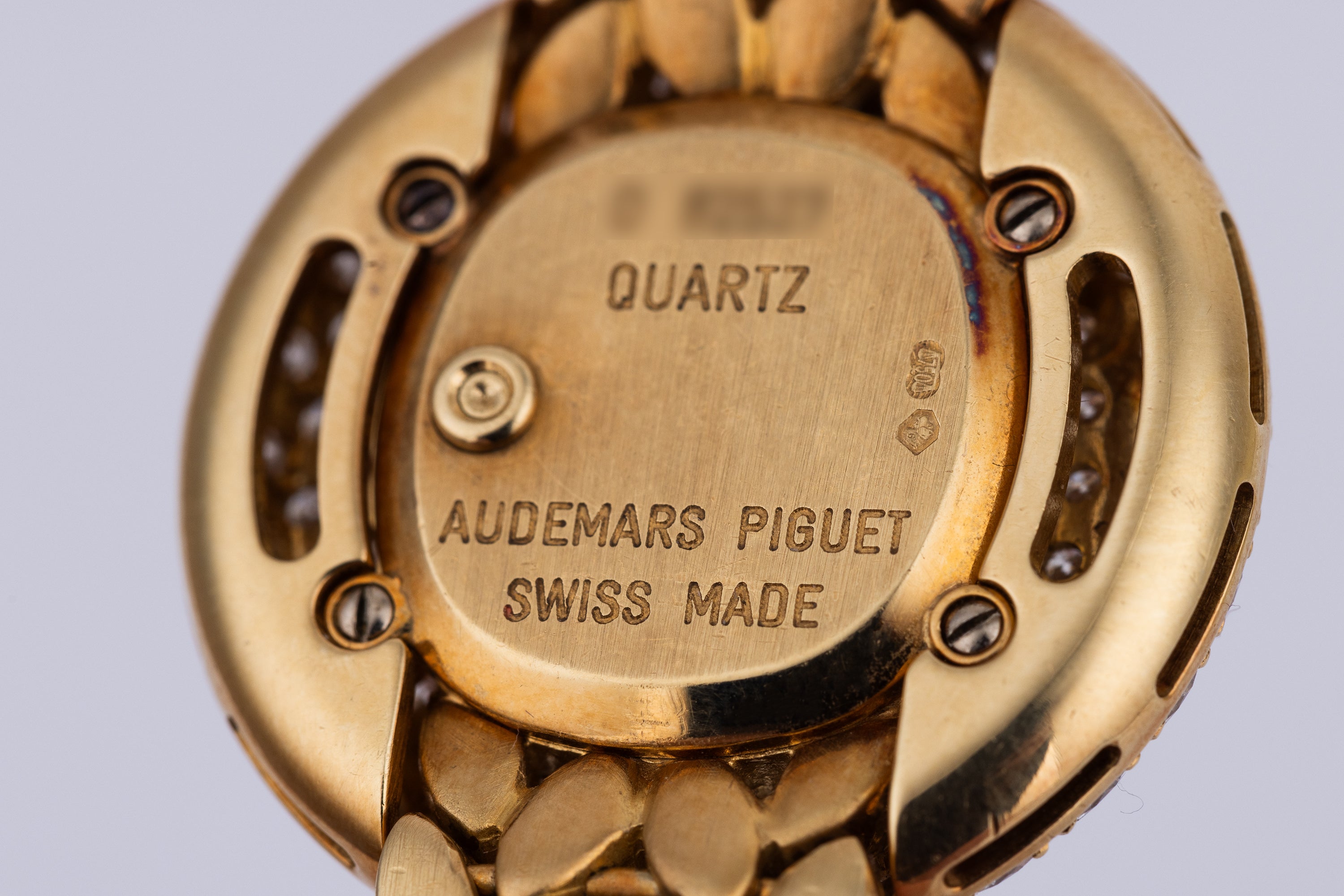 Audemars Piguet Vintage Ladies Wristwatch | 31mm | Large Diamond Bezel | Integrated Bracelet | 1990's | 18k Yellow Gold