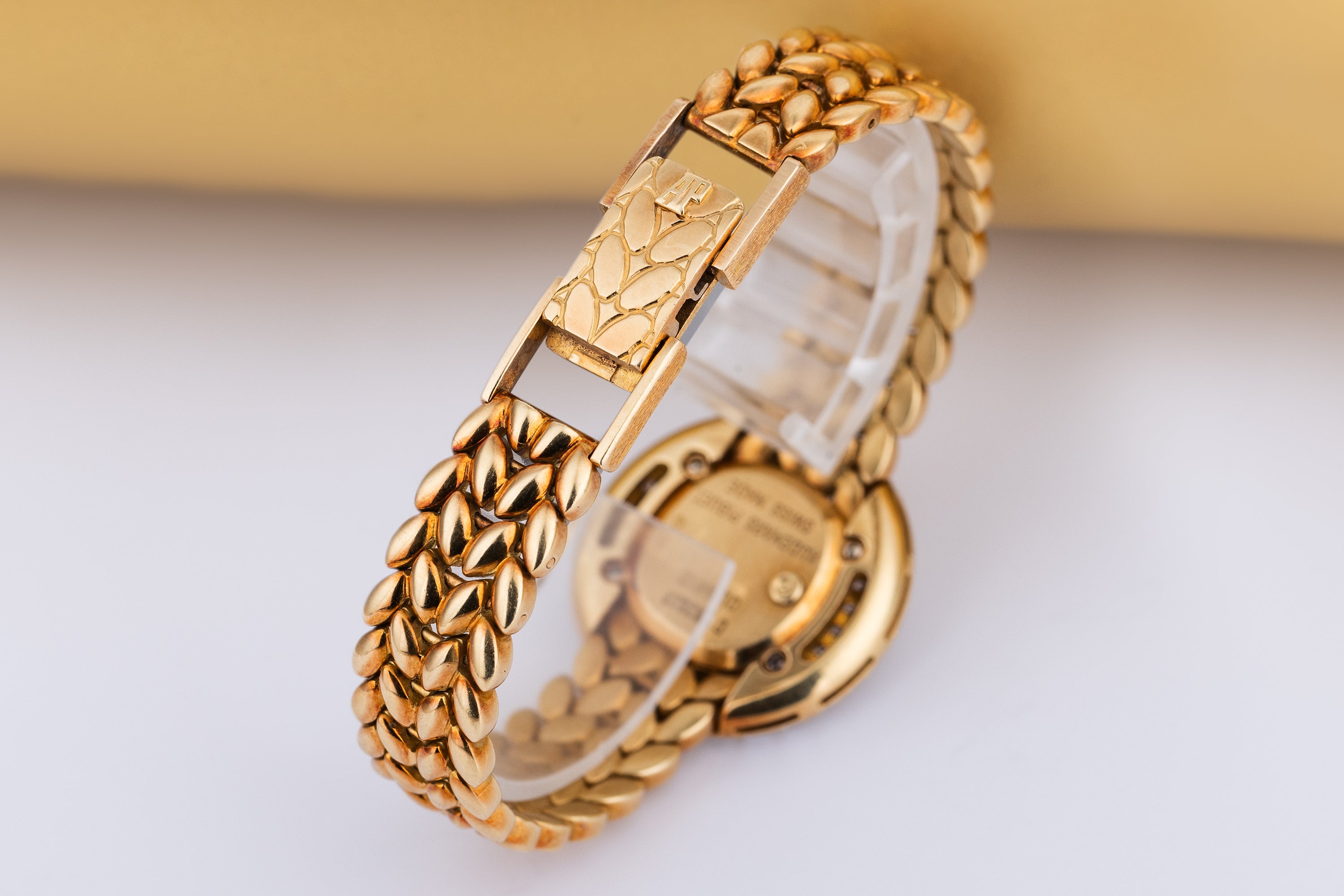 Audemars Piguet Vintage Ladies Wristwatch | 31mm | Large Diamond Bezel | Integrated Bracelet | 1990's | 18k Yellow Gold