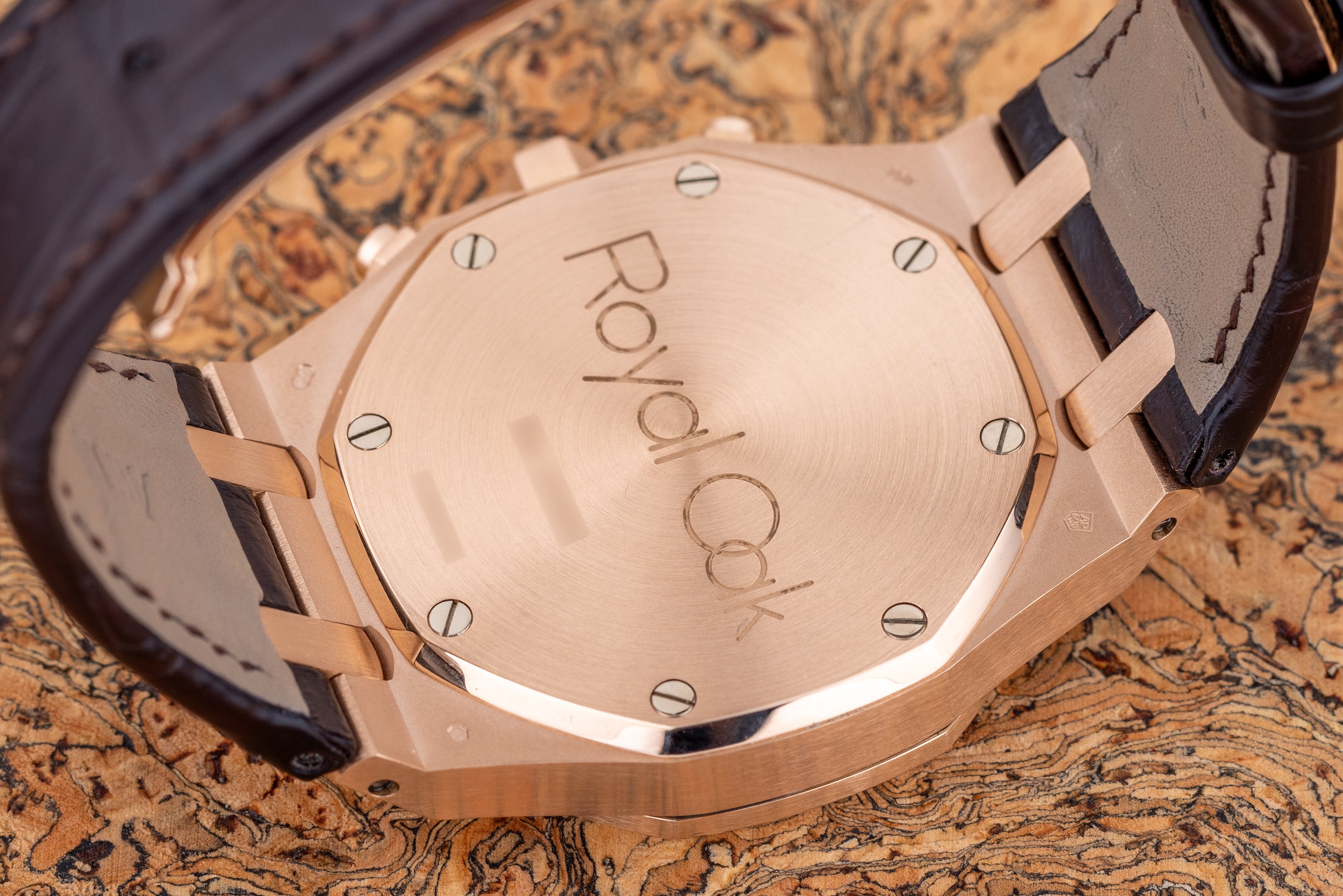 Audemars Piguet Royal Oak | REF. 26022OR.OO.D088CR.01 | 39mm | Box & Papers | 18k Rose Gold