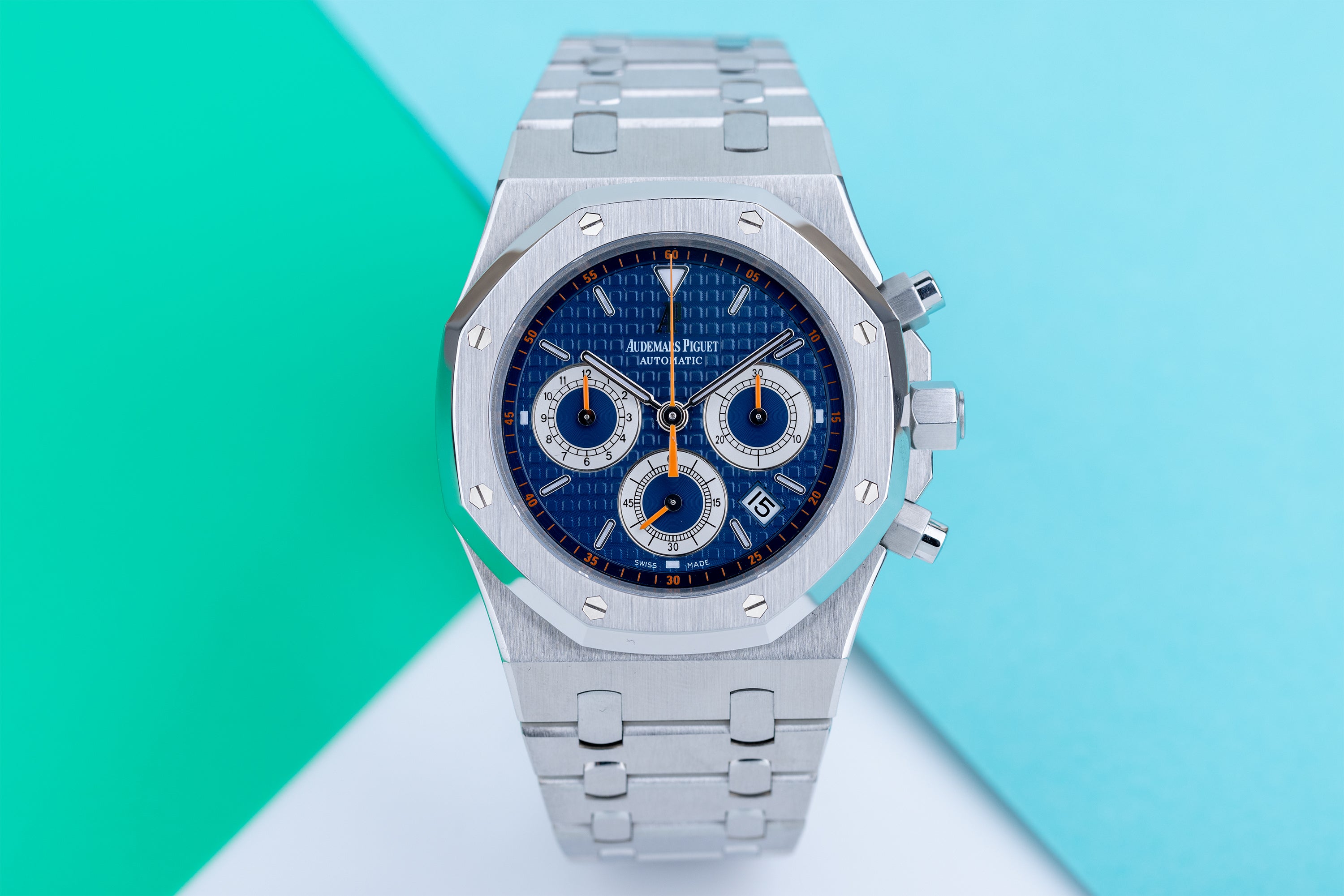 Audemars Piguet Royal Oak Chronograph | REF. 26300ST.OO.1110ST.07 | Blue Dial | Box & Papers | 2010 | Stainless Steel