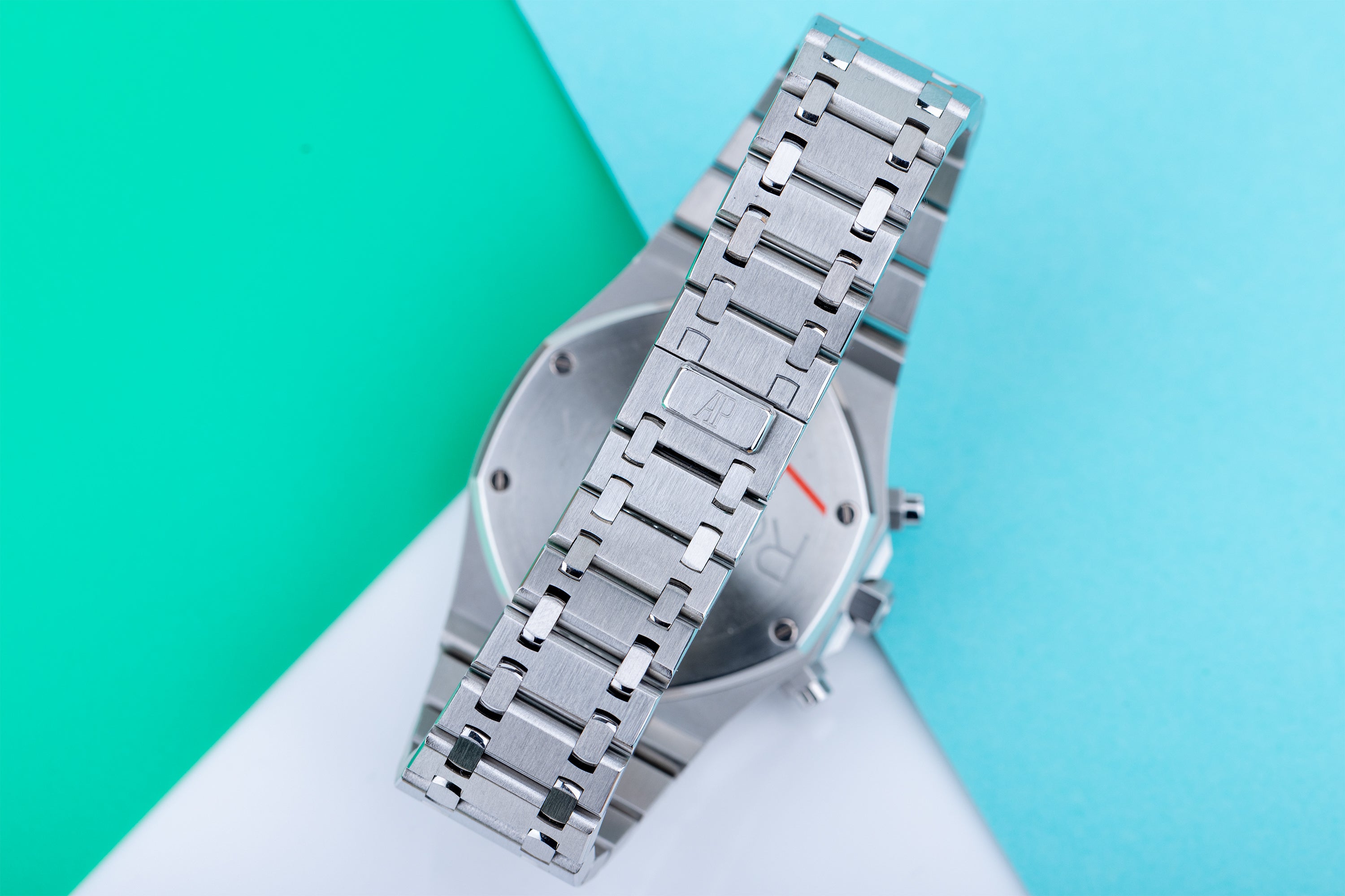 Audemars Piguet Royal Oak Chronograph | REF. 26300ST.OO.1110ST.07 | Blue Dial | Box & Papers | 2010 | Stainless Steel