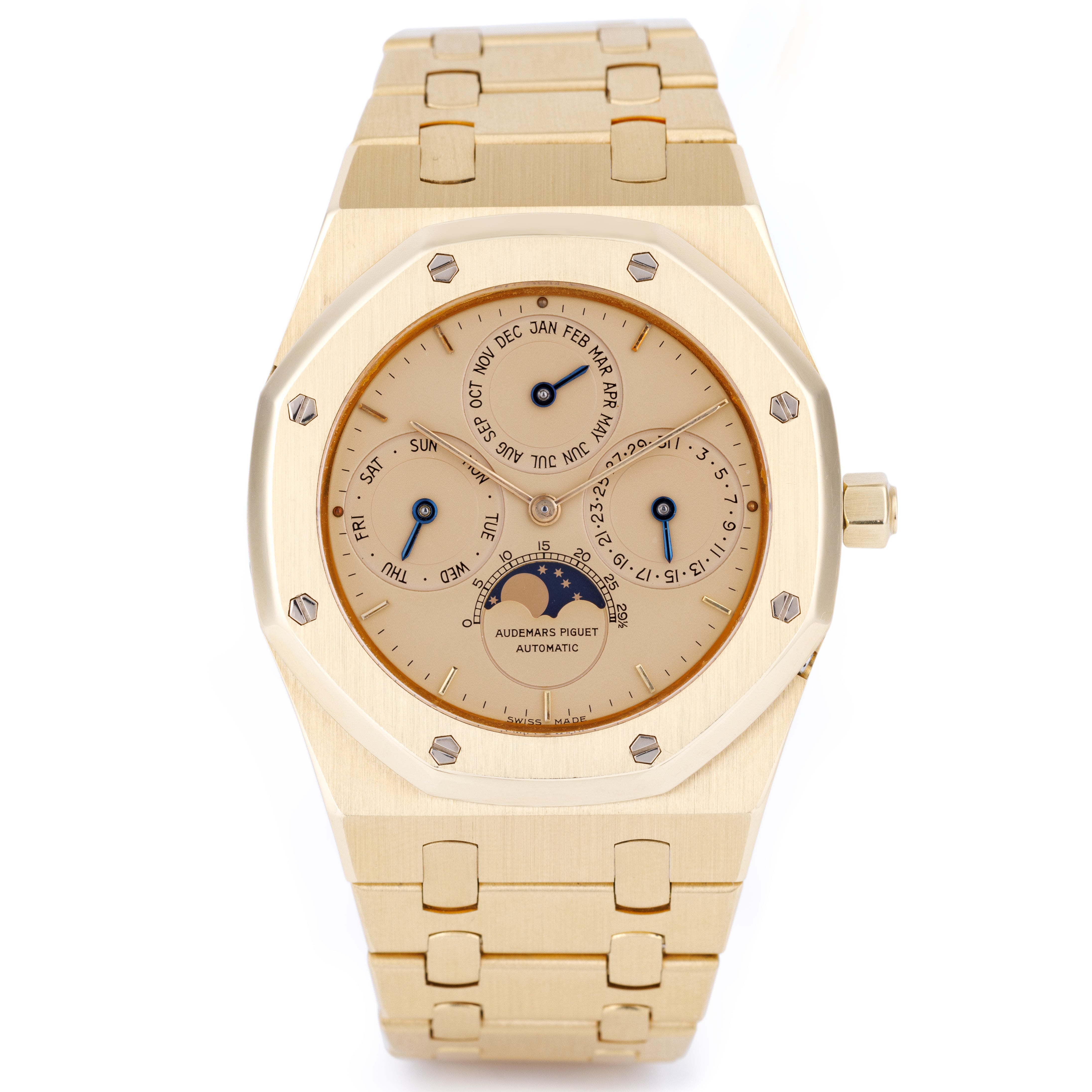 Rare Audemars Piguet Royal Oak Quantième Perpétuel | REF. 25686BA/O/0944BA/01 | 18k Yellow Gold | 39mm | Box & Papers