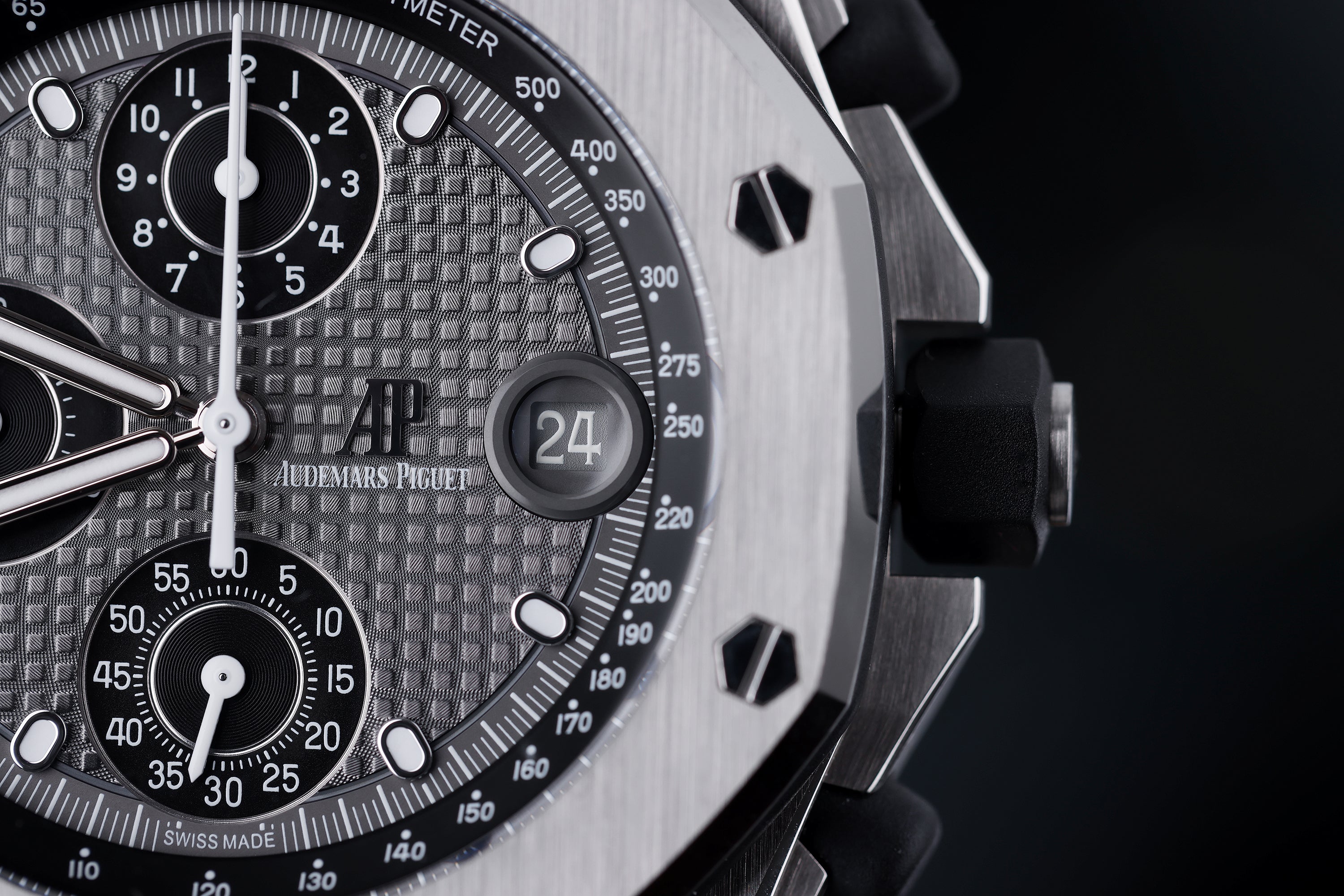 Unworn Audemars Piguet Royal Oak Offshore | REF. 26238TI.OO.2000TI.01 | Titanium | 42mm | Box & Papers | 2024