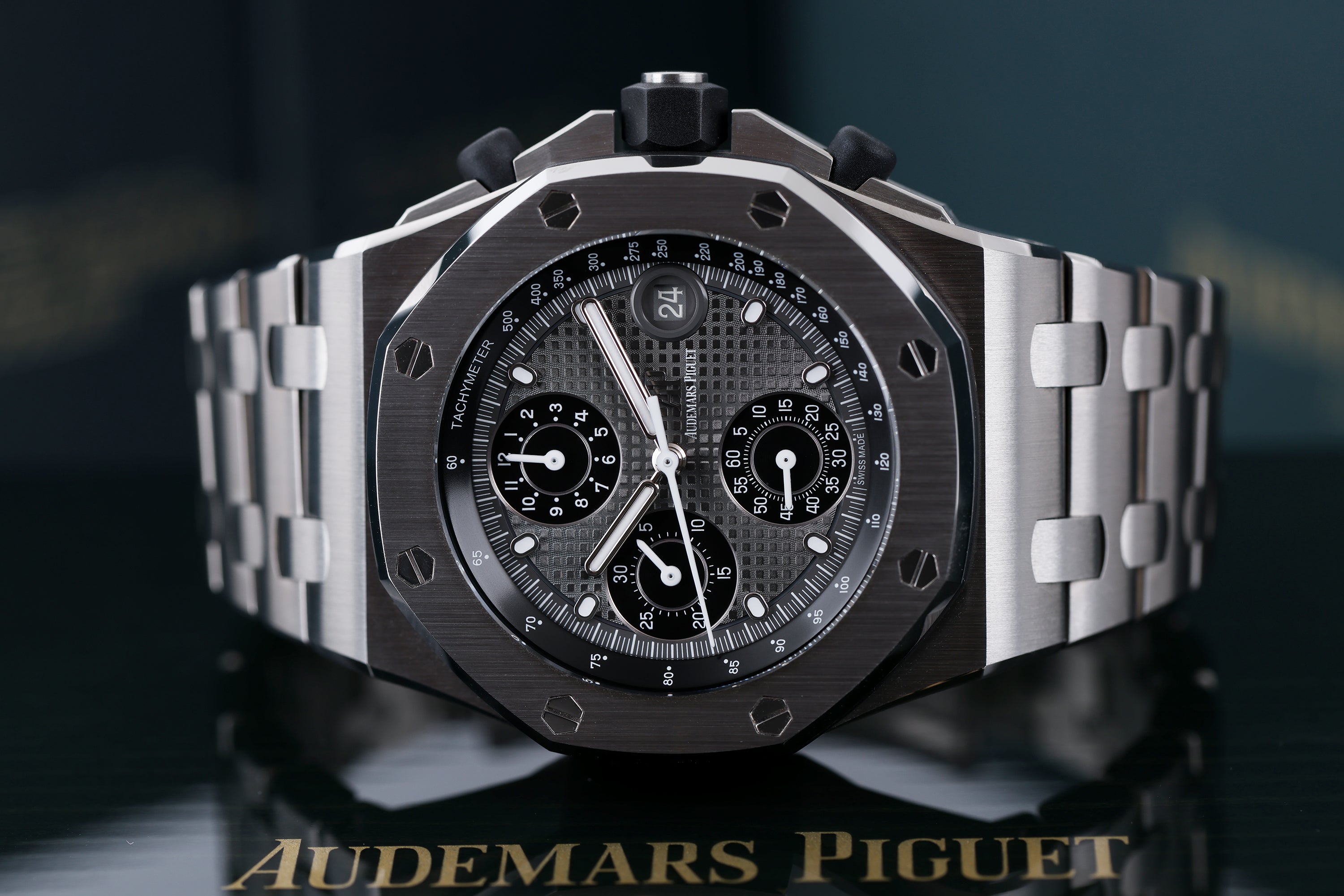 Unworn Audemars Piguet Royal Oak Offshore | REF. 26238TI.OO.2000TI.01 | Titanium | 42mm | Box & Papers | 2024