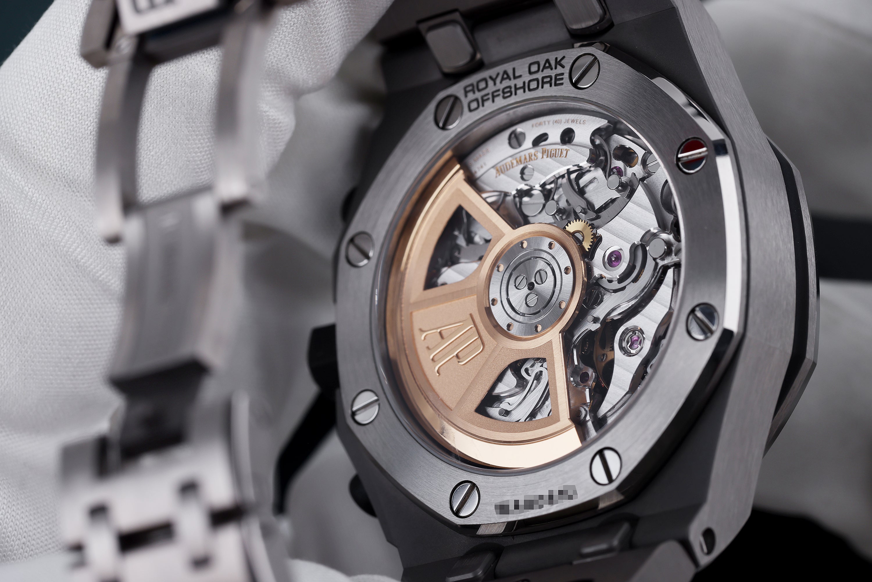 Unworn Audemars Piguet Royal Oak Offshore | REF. 26238TI.OO.2000TI.01 | Titanium | 42mm | Box & Papers | 2024