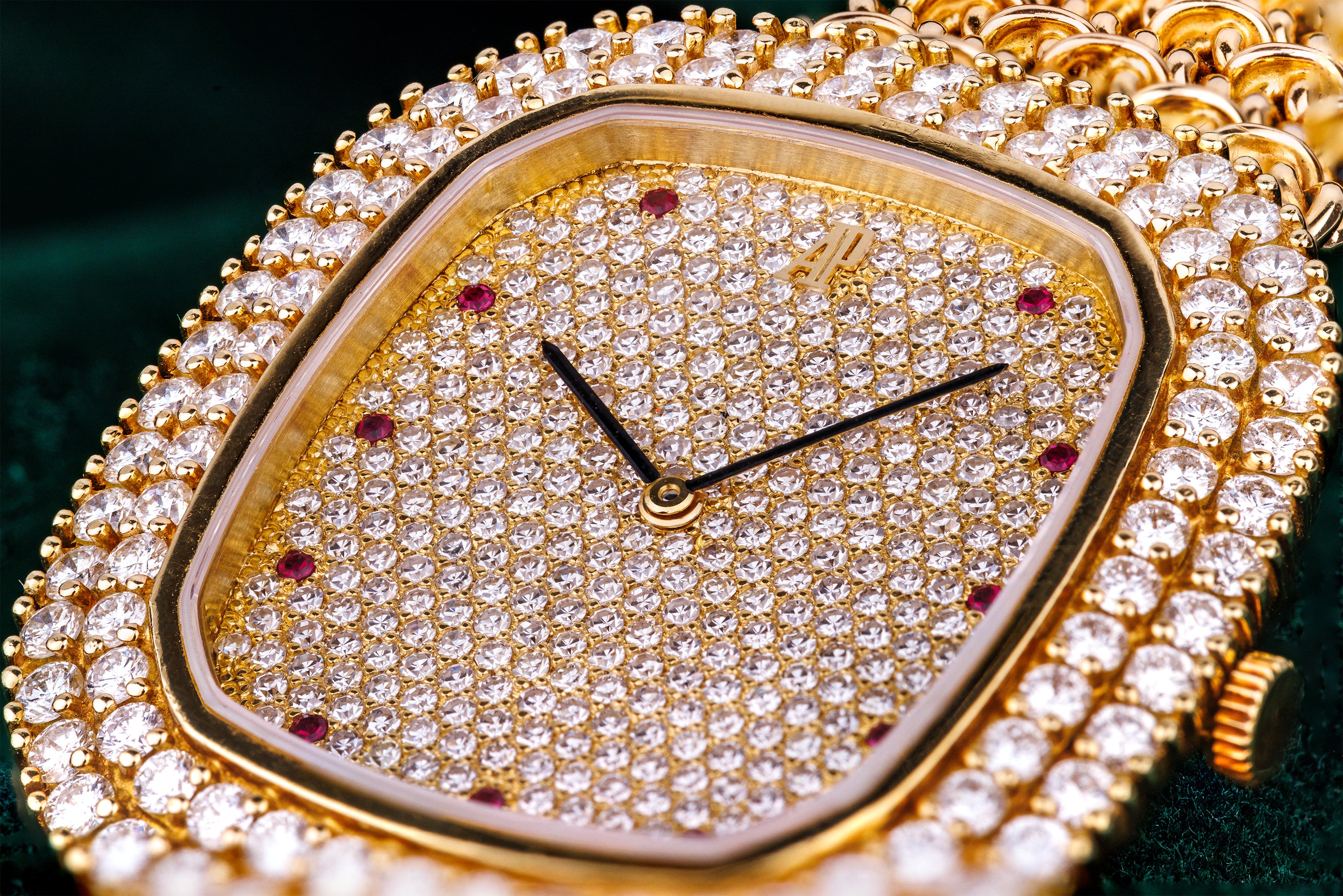 Audemars Piguet 1990's Wristwatch | Pavé Diamond & Ruby Dial | 18k Yellow Gold | Manual Wind | 33.5mm