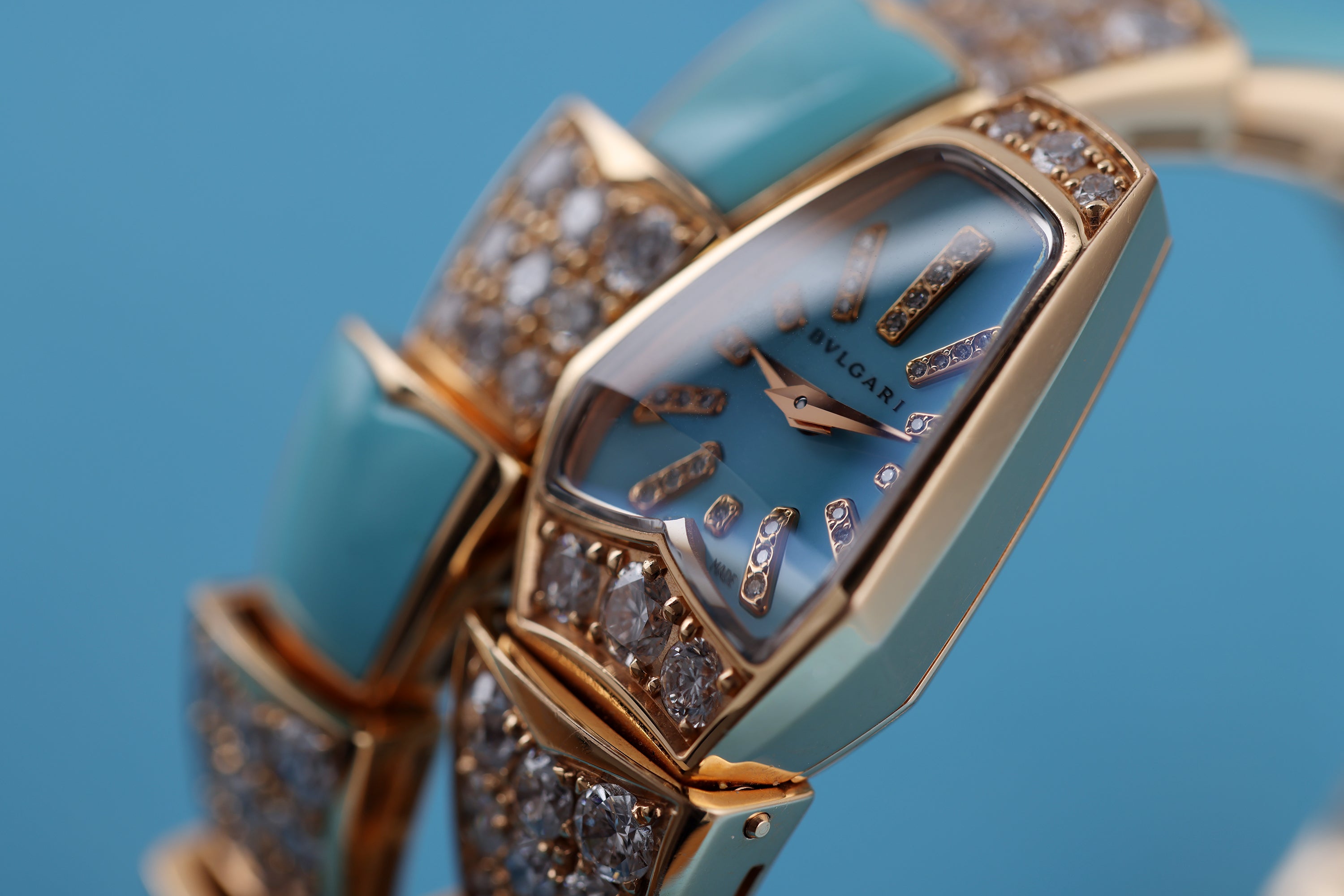 Rare Bvlgari Serpenti Scaglie | SP P 26 G | Lacquered Turquoise Dial & Bracelet with Diamonds | 18k Rose Gold | Limited 89 Pieces