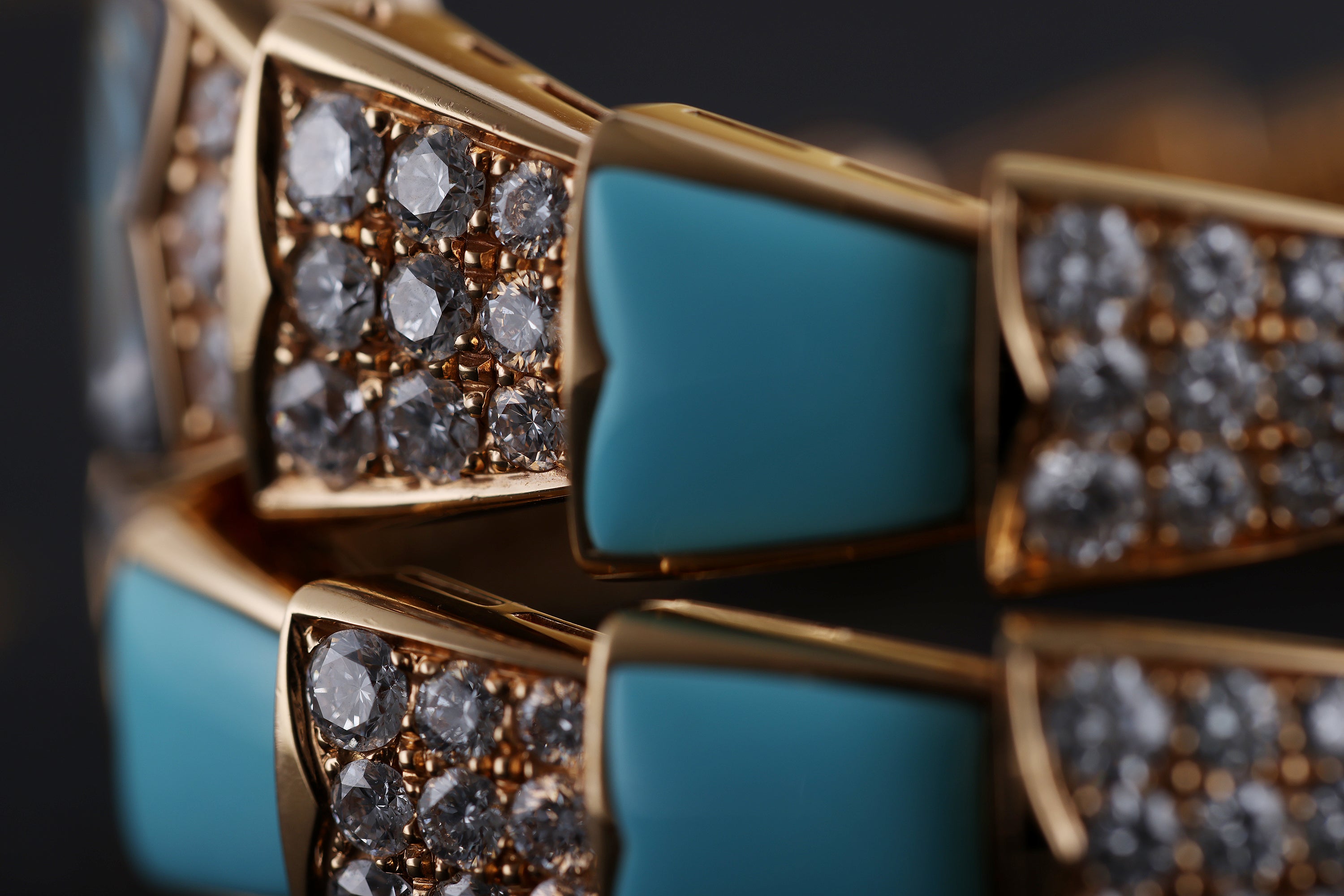 Rare Bvlgari Serpenti Scaglie | SP P 26 G | Lacquered Turquoise Dial & Bracelet with Diamonds | 18k Rose Gold | Limited 89 Pieces