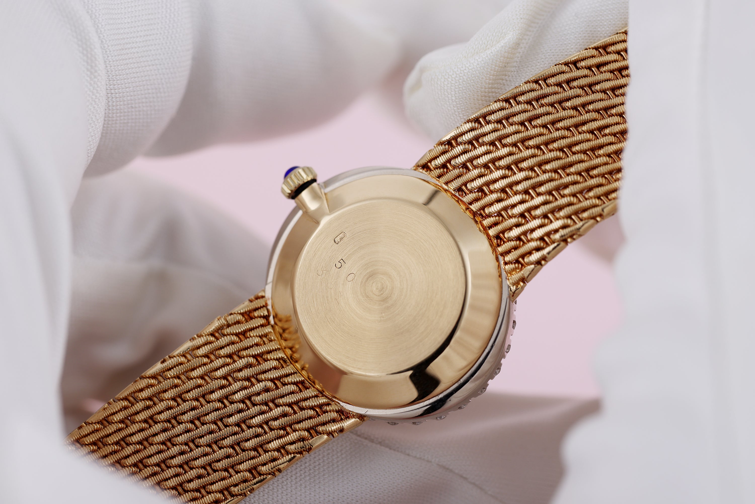 Baume & Mercier Ladies Wristwatch | Diamond Bezel | 18k Yellow Gold | 24.5mm | Manual Wind | 1980s